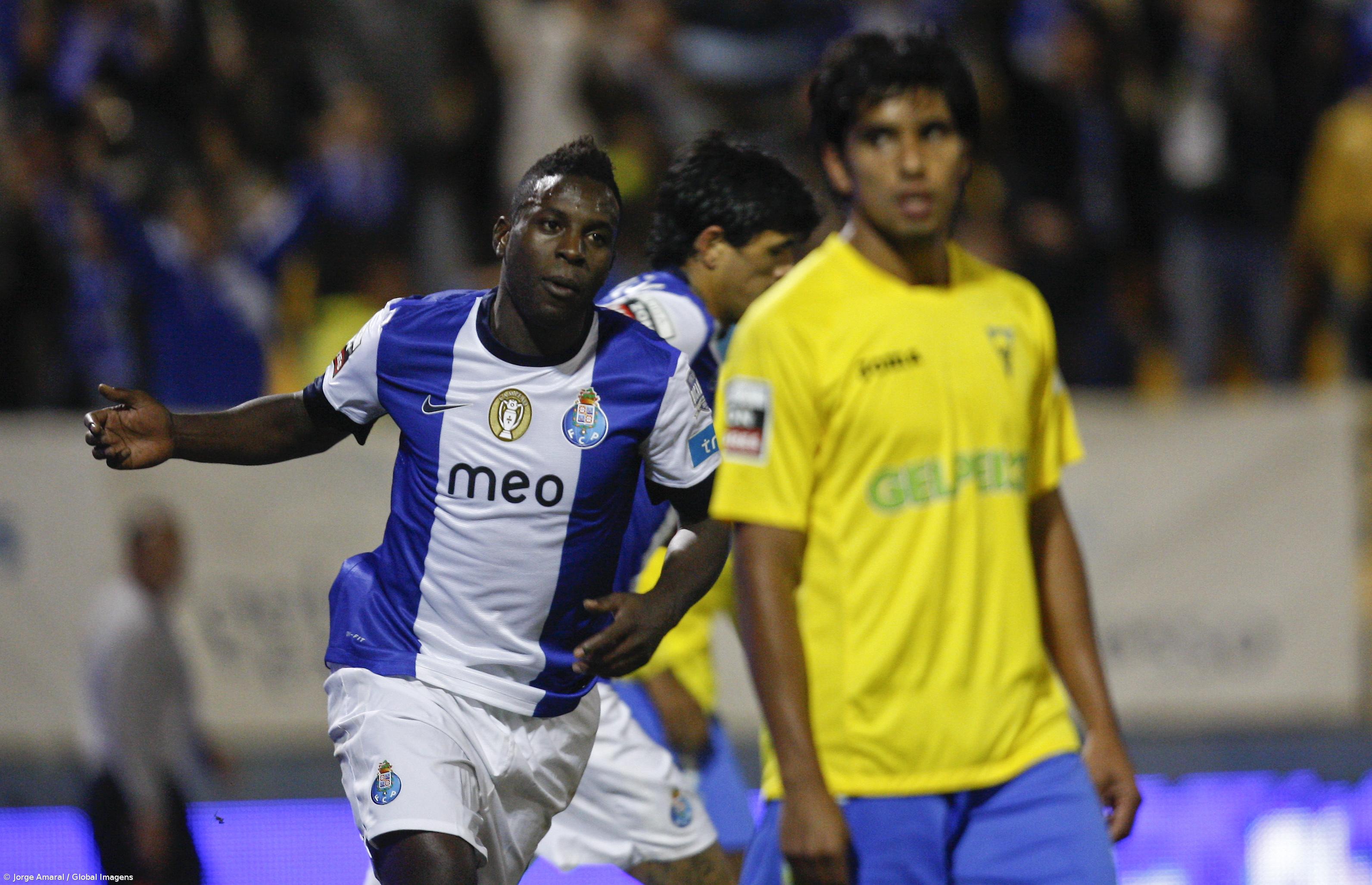 FC Porto vira resultado e vence o Estoril – Imagem 1