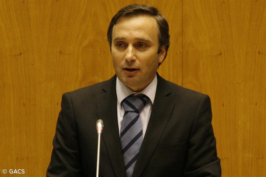 Governo considera necessário esclarecer dúvidas de ilegalidade sobre pré-acordo com sindicatos – Imagem 1