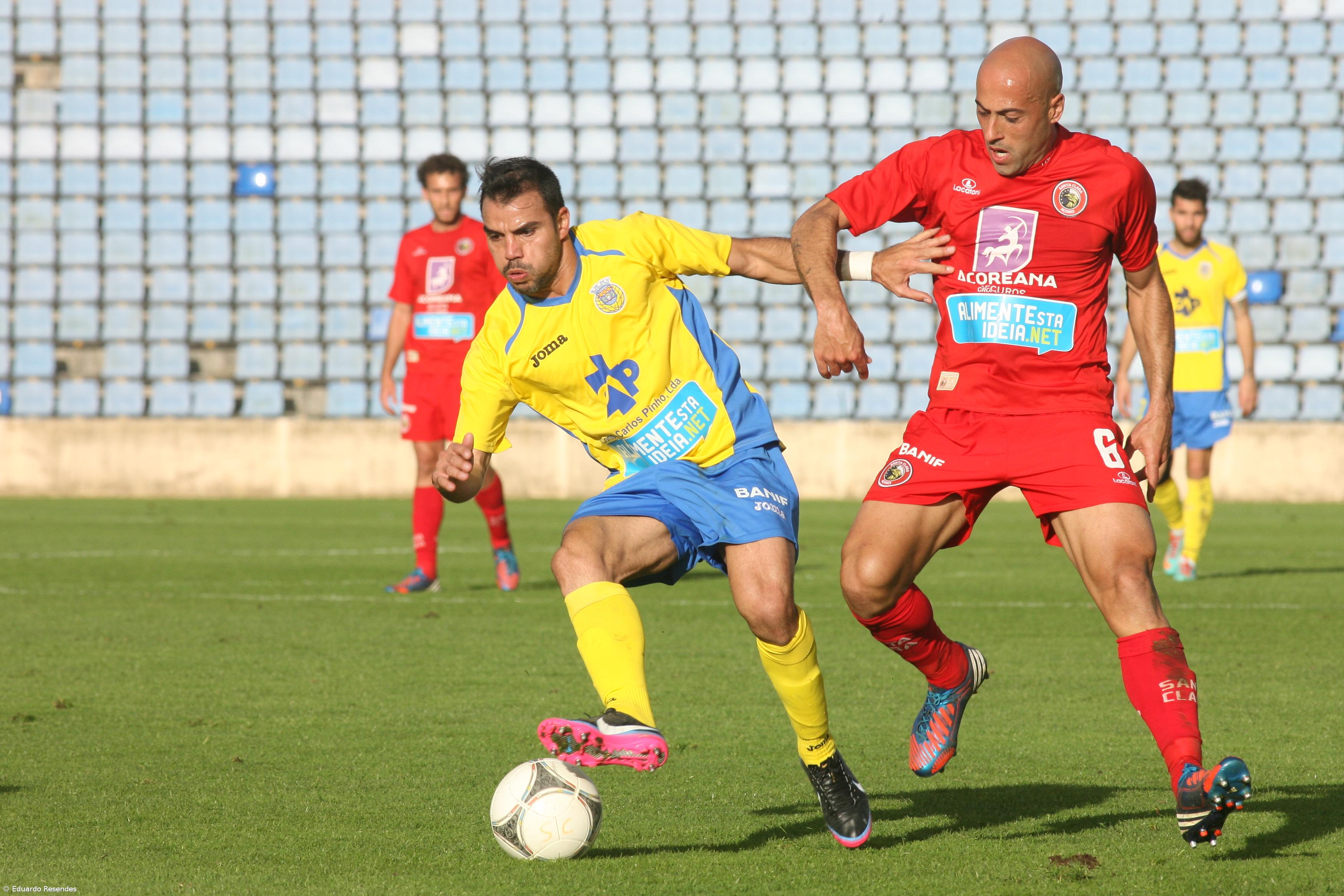 Santa Clara goleia Arouca 4-0 e soma terceira vitória seguida no campeonato – Imagem 1