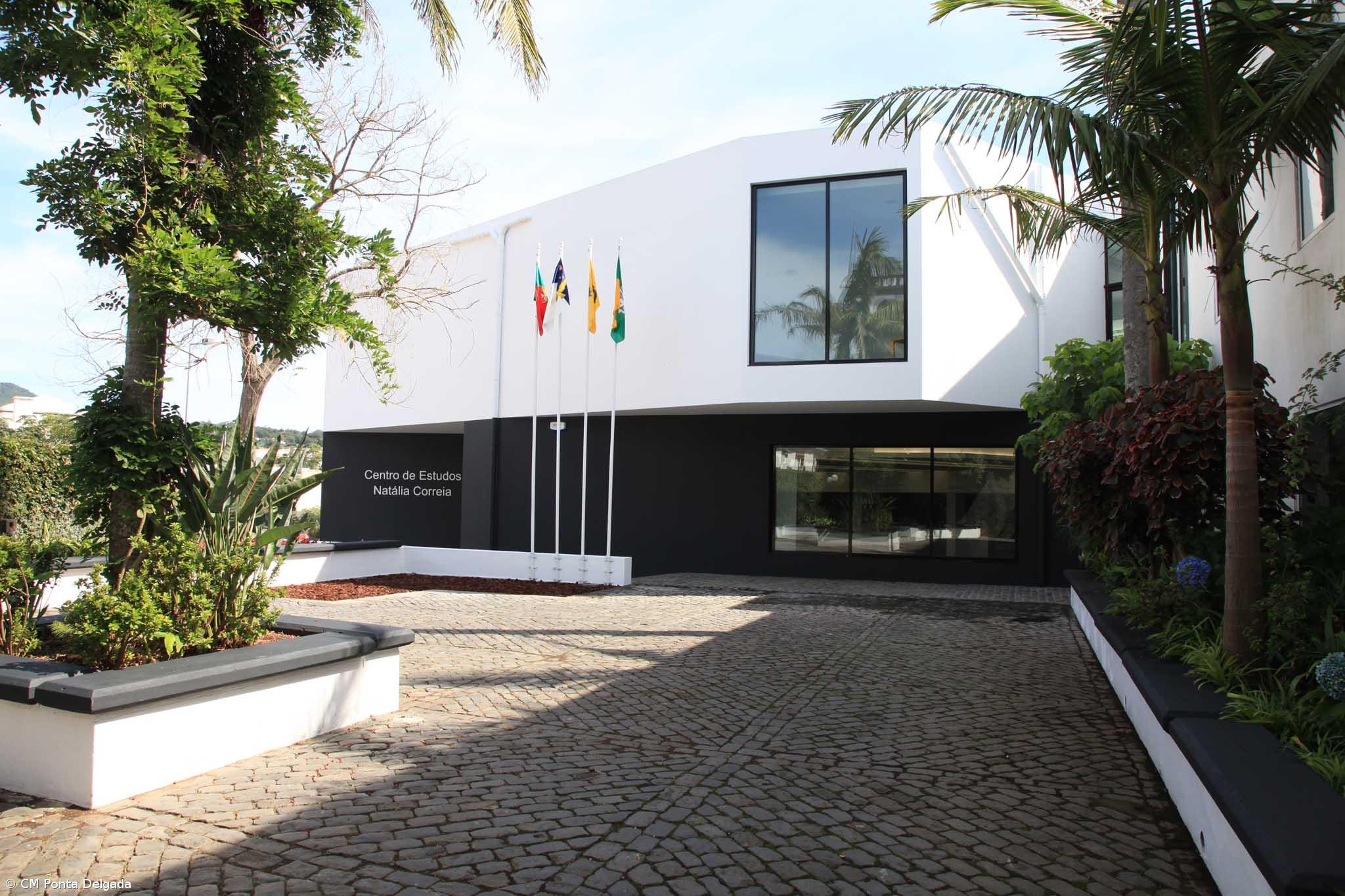 Exposição "Teatro Popular Fajã de Baixo" no Centro de Estudos Natália Correia – Imagem 1