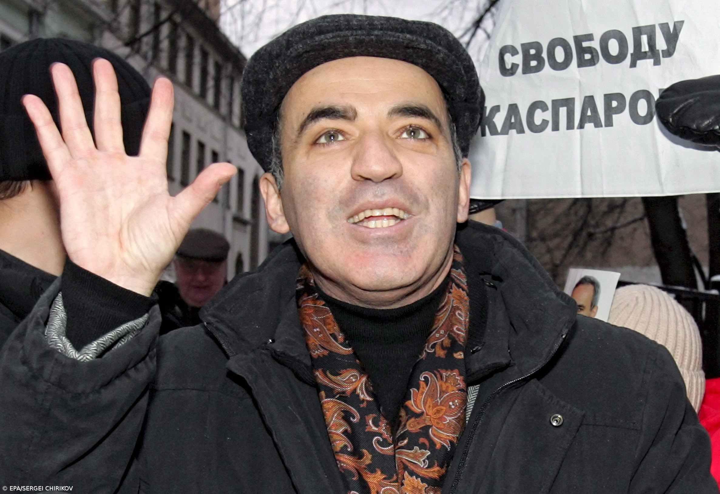 Kasparov sai em liberdade e promete continuar a luta – Imagem 1