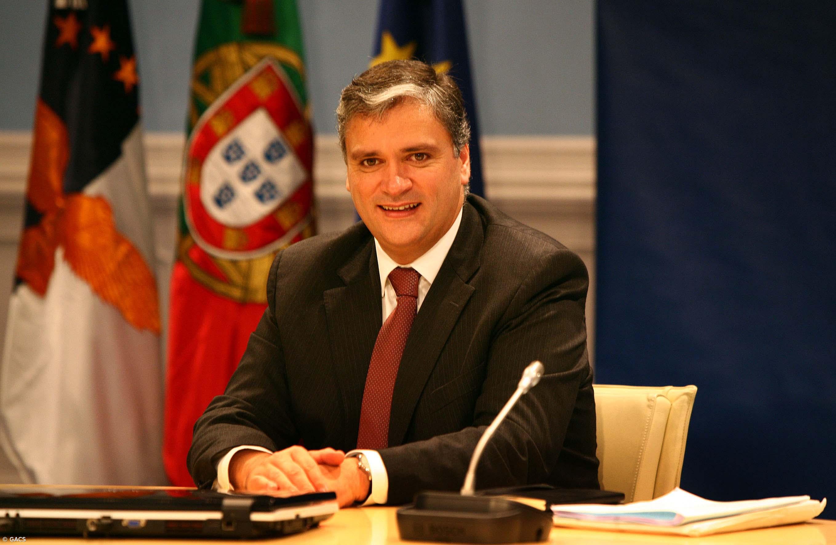 Vasco Cordeiro espera que a remodelação traga estabilidade – Imagem 1