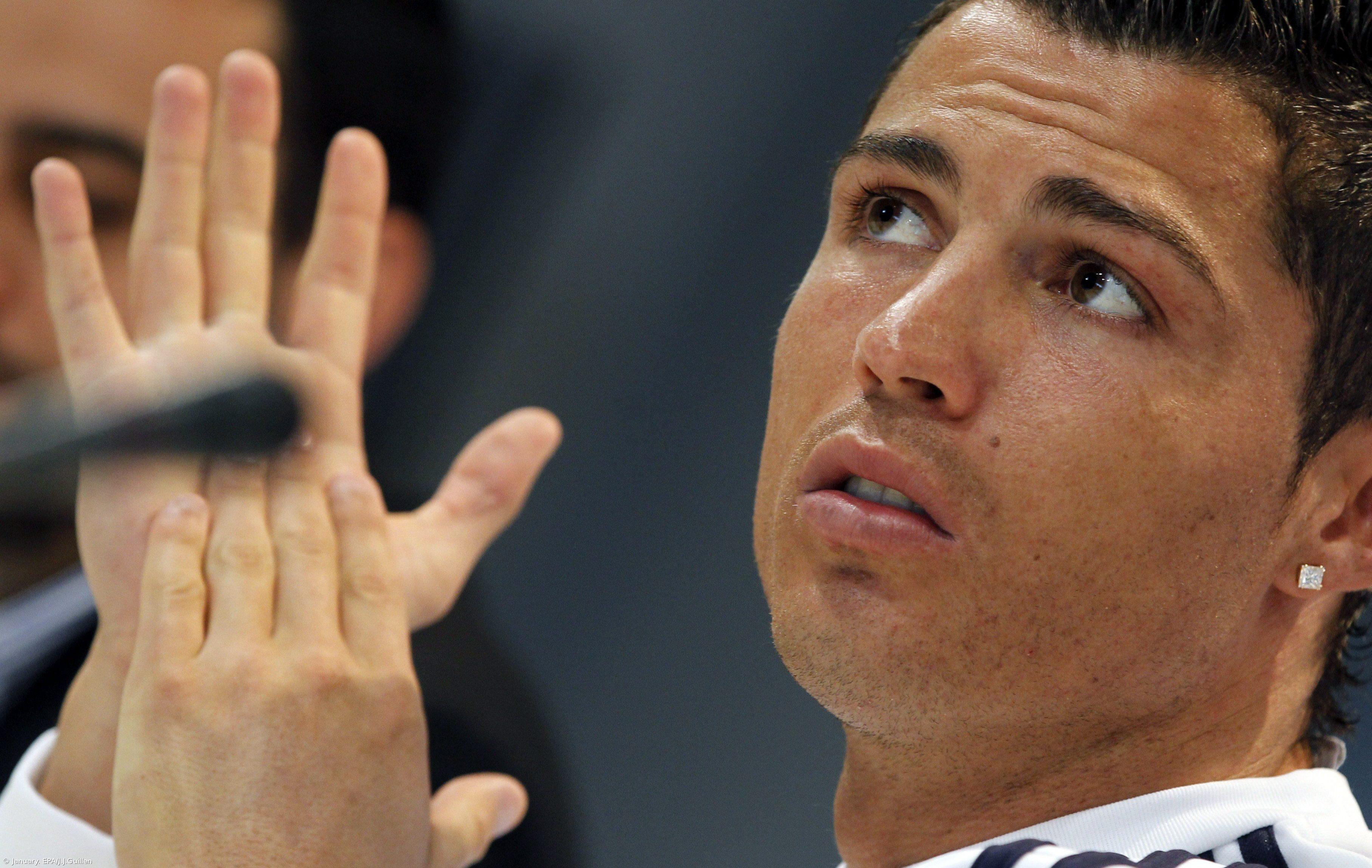 Cristiano Ronaldo conquista Bola de Ouro pela quinta vez – Imagem 1