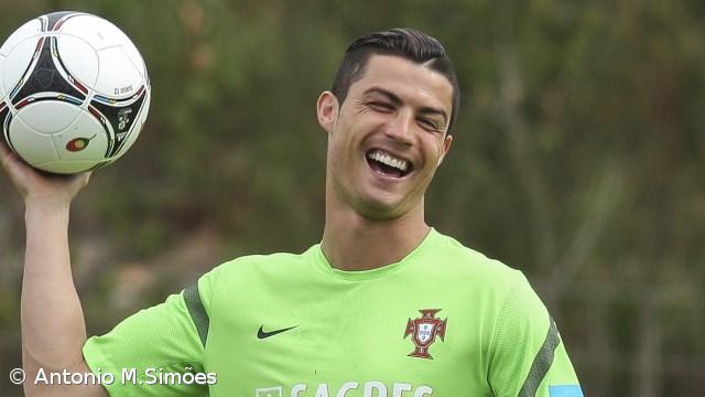 Peditório da Liga Contra o Cancro tem este ano Cristiano Ronaldo como embaixador – Imagem 1