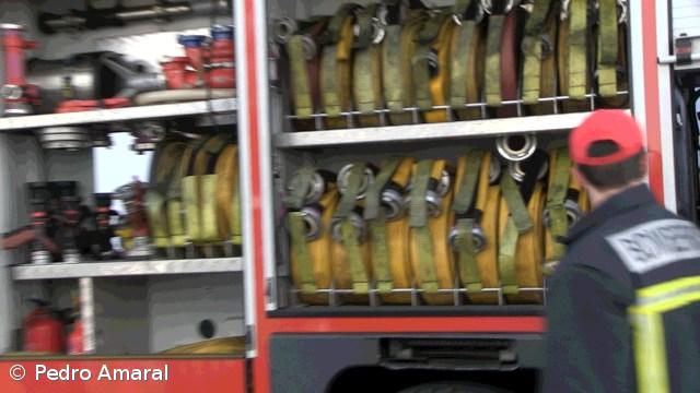 Incêndio em prédio  obriga a realojamentos – Imagem 1