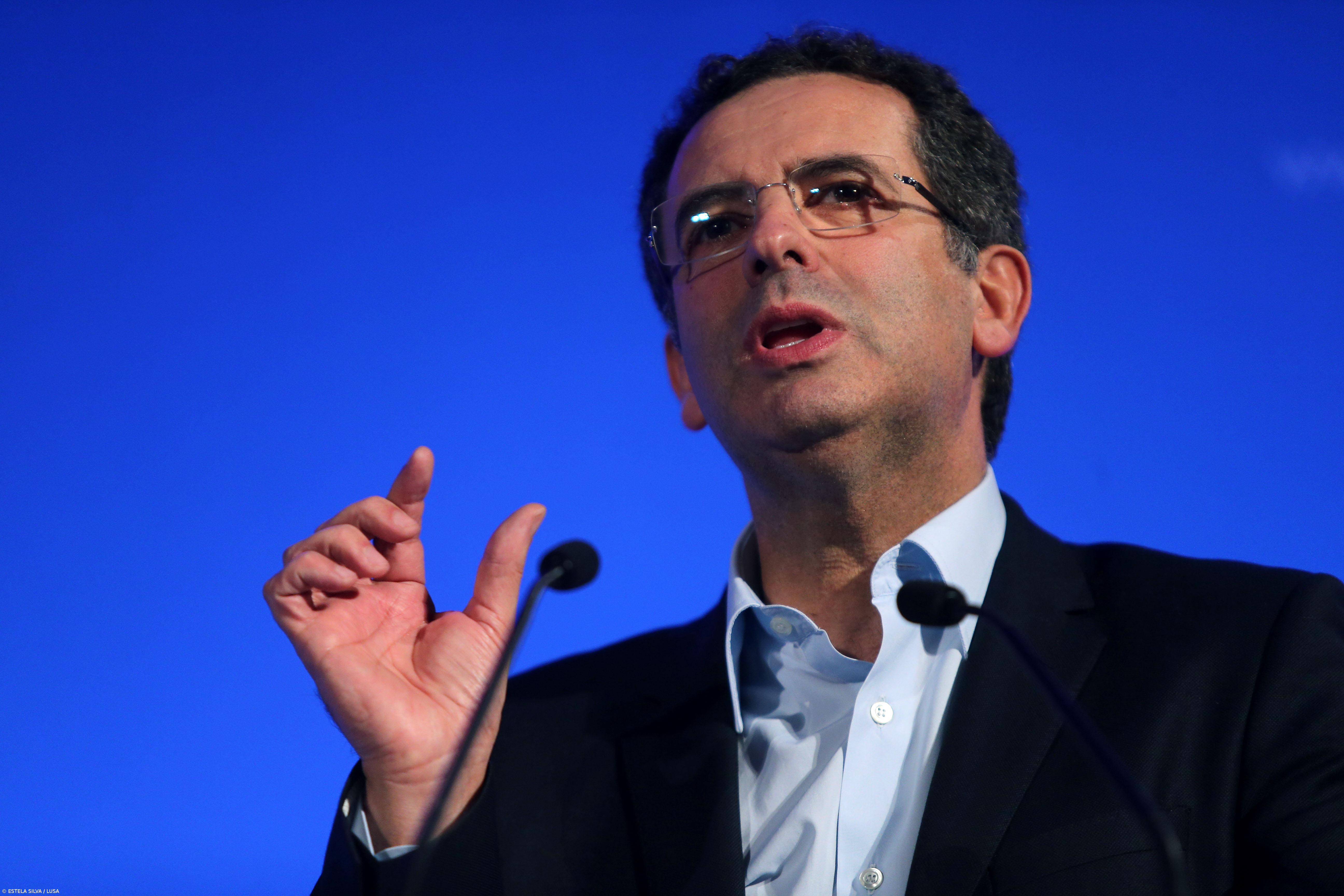 Seguro acusa Passos de faltar à palavra sobre cortes nas reformas – Imagem 1