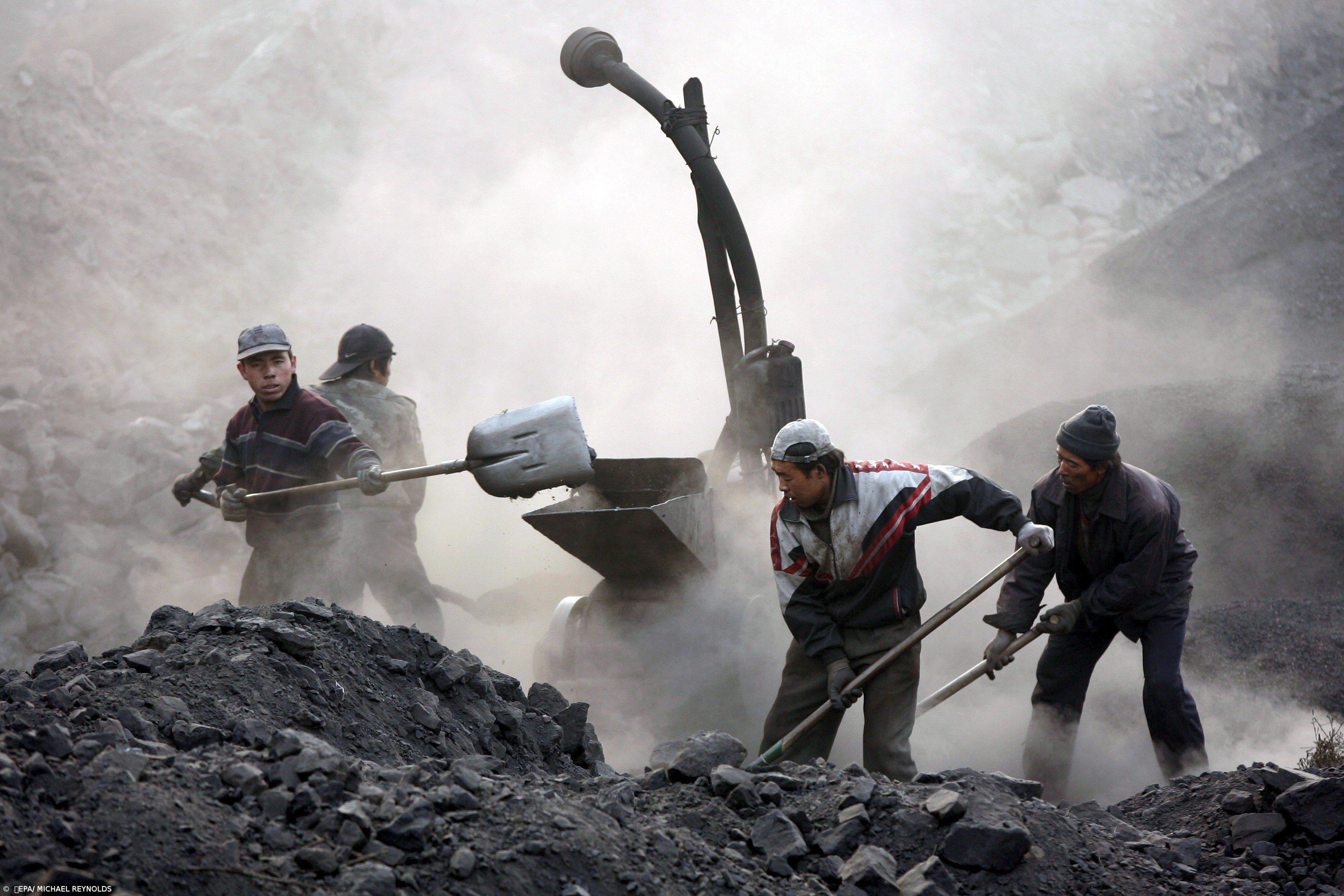 Explosão em mina de carvão na China mata 40 trabalhadores – Imagem 1