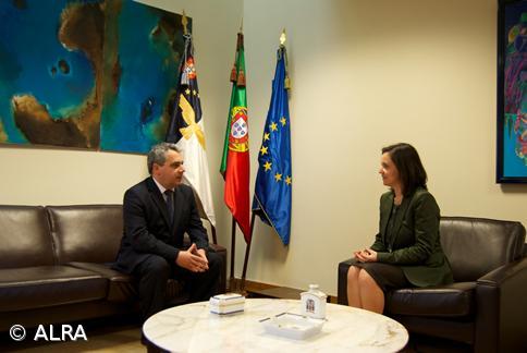 Governo dos Açores vai reforçar investimento e repor valores de cortes salariais – Imagem 1