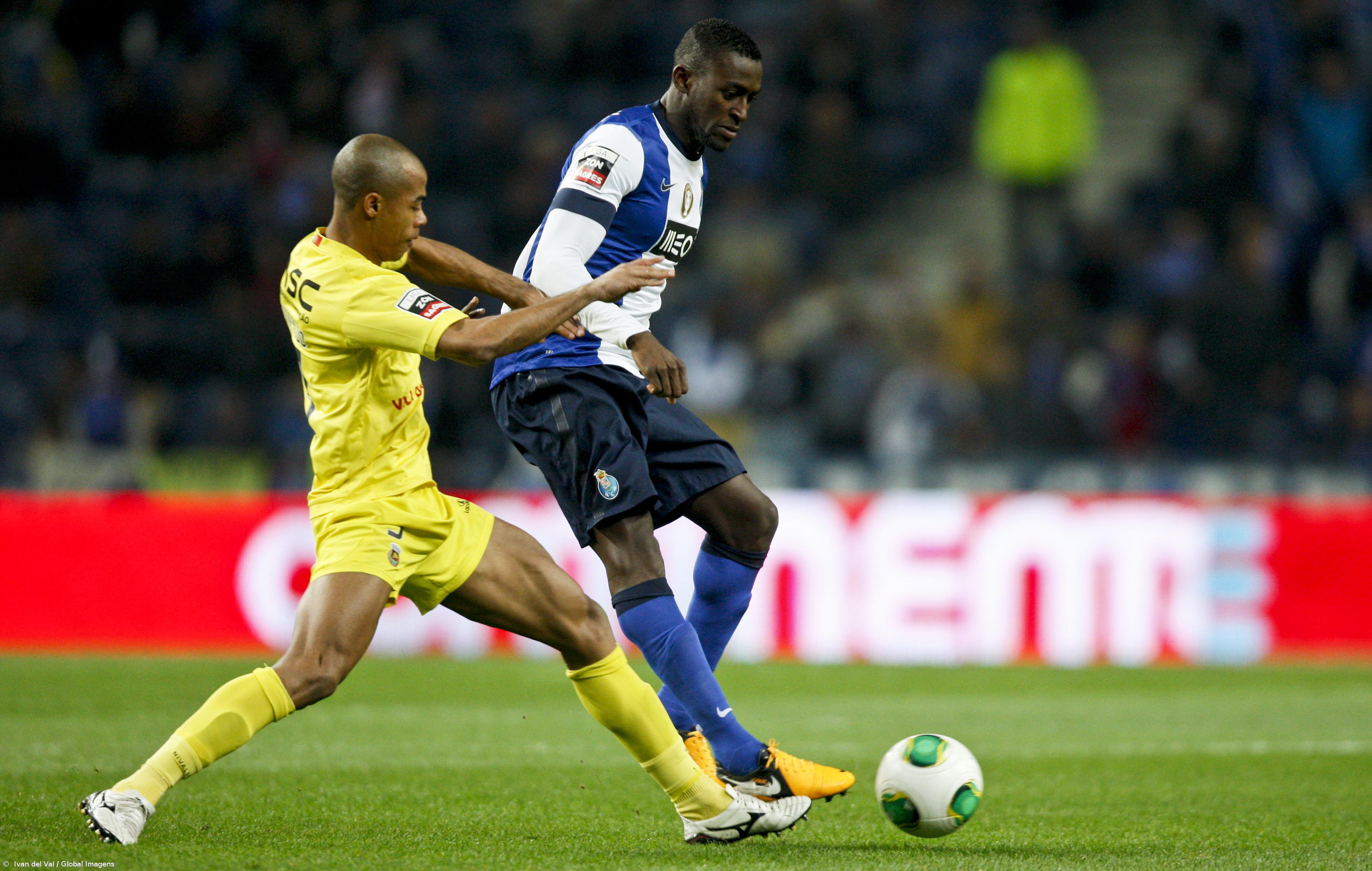 FC Porto persegue o "tri" em Paços de Ferreira e Benfica espera o milagre – Imagem 1