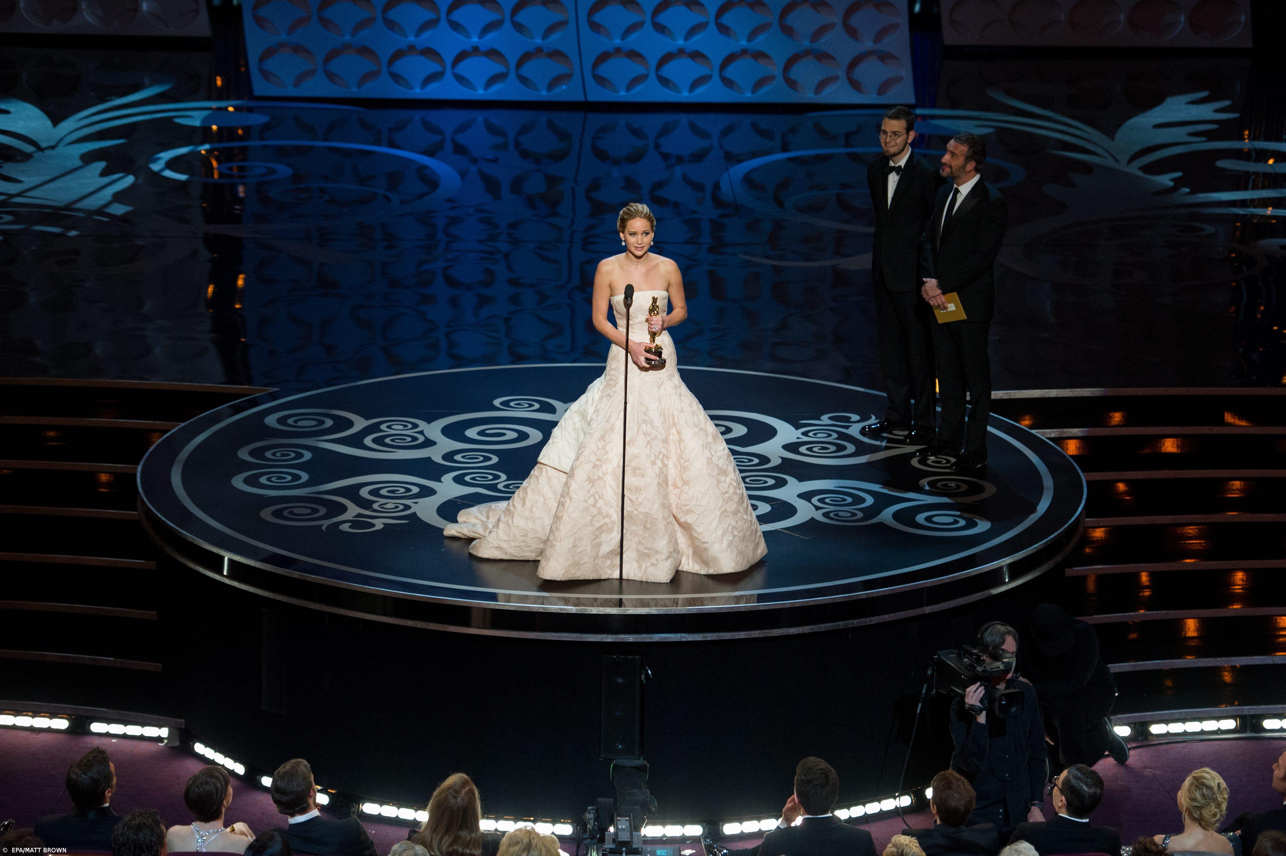 Jennifer Lawrence vence Óscar de melhor atriz principal – Imagem 1