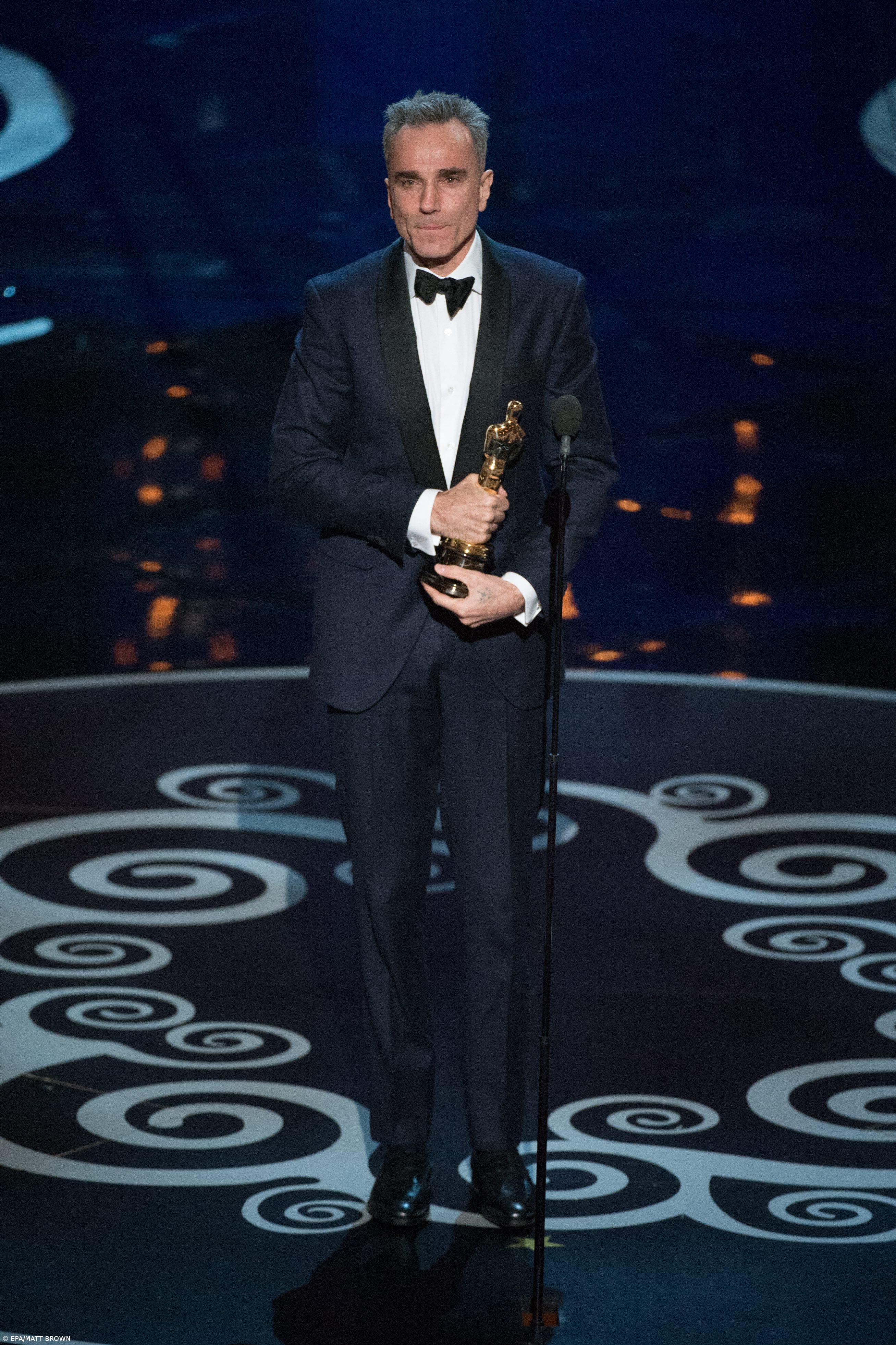 Day-Lewis vence Óscar de melhor ator principal – Imagem 1