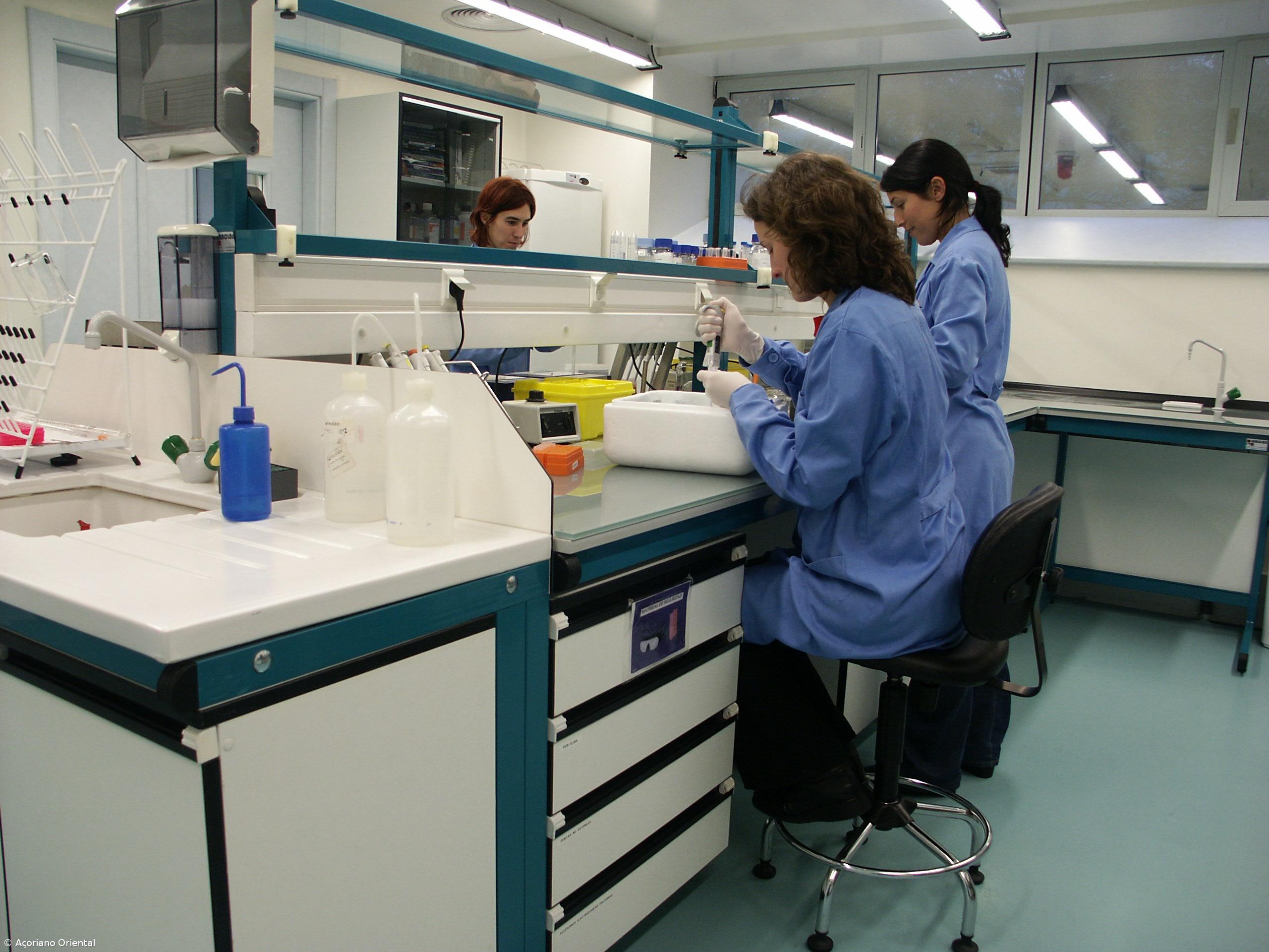 Espanha autoriza terceira fase de ensaios de vacina da Johnson & Johnson – Imagem 1