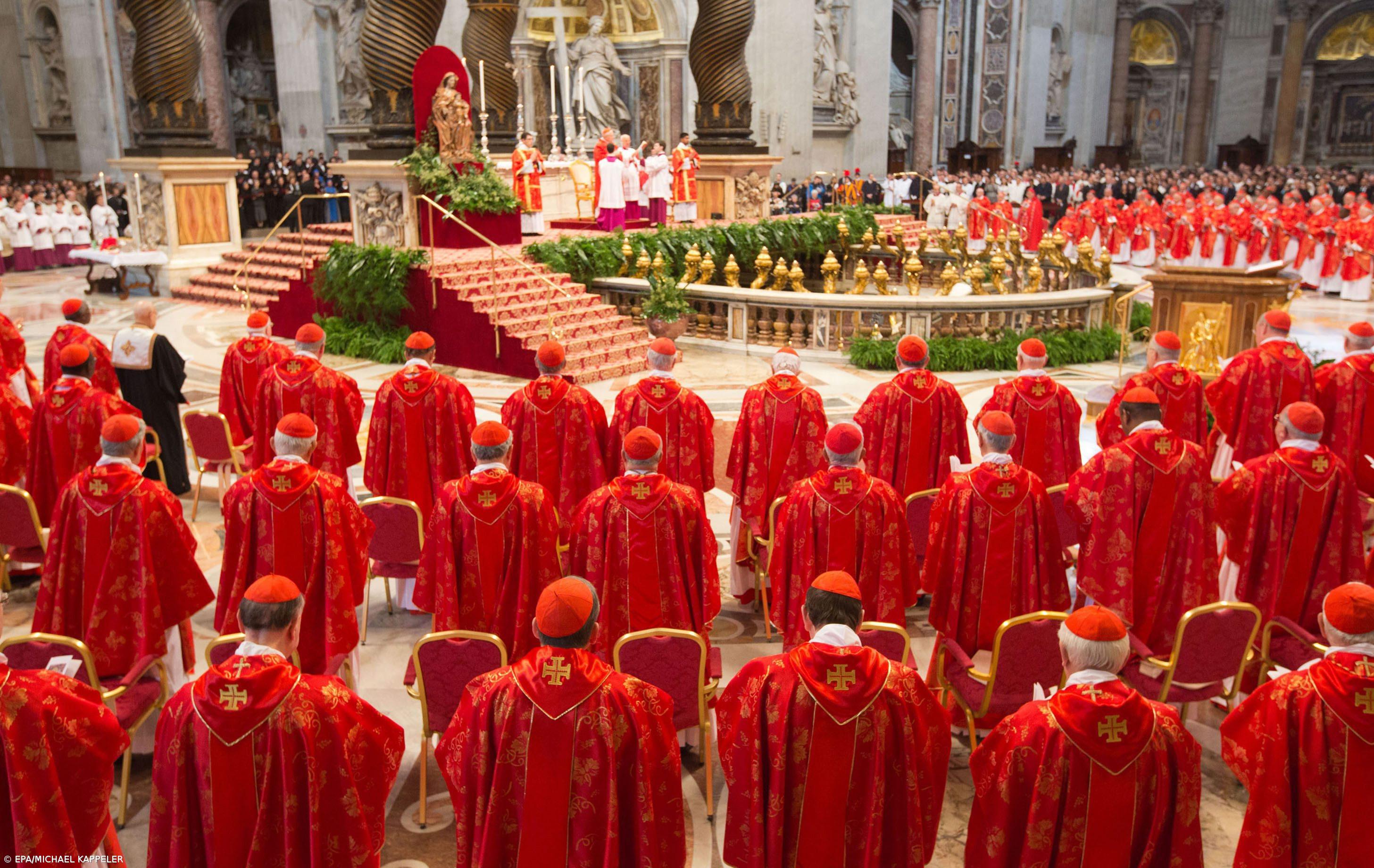 Começou a missa que dá início ao Conclave que vai eleger sucessor de Bento XVI – Imagem 1