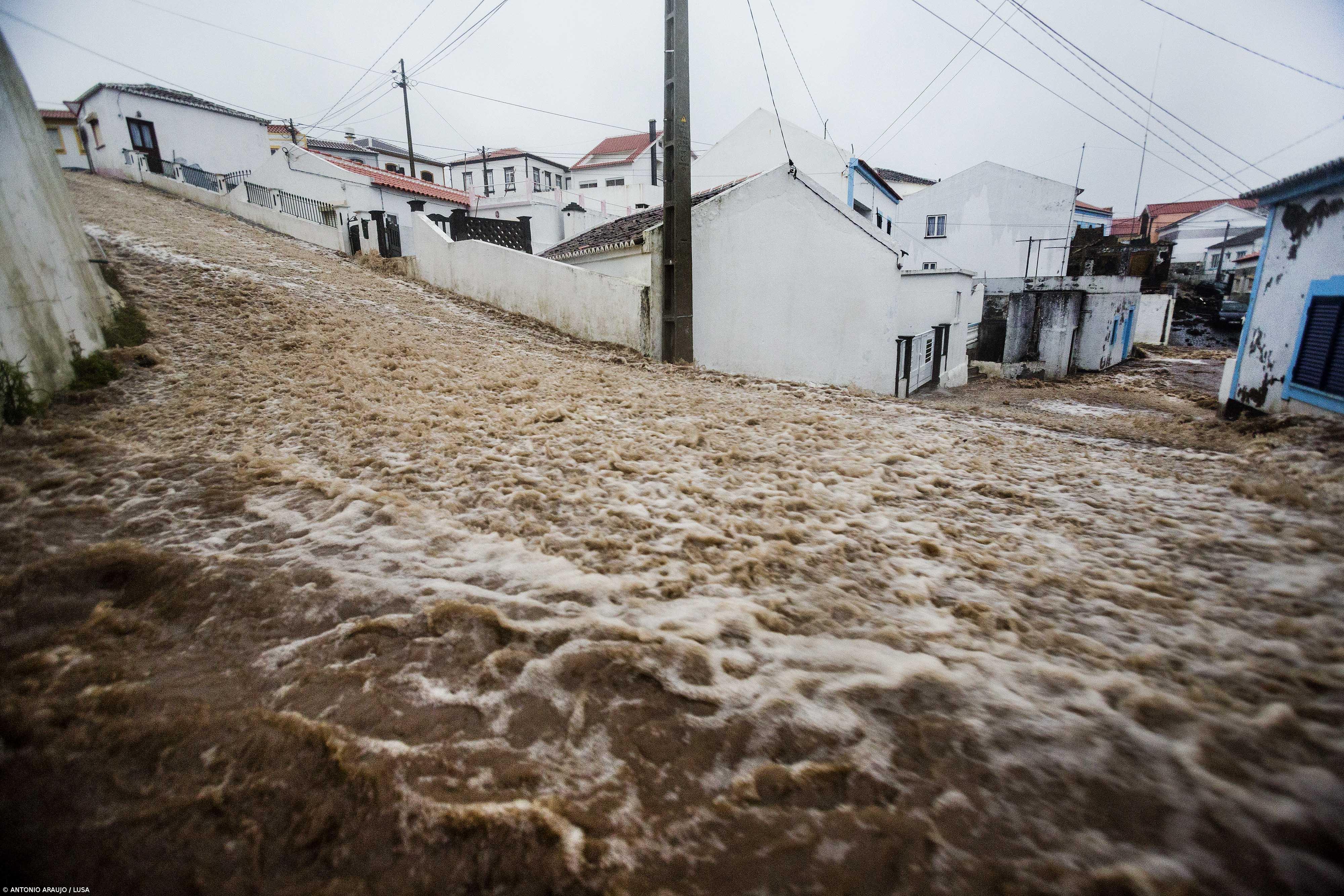 Governo adjudica obra na Ribeira do Testo na Terceira – Imagem 1
