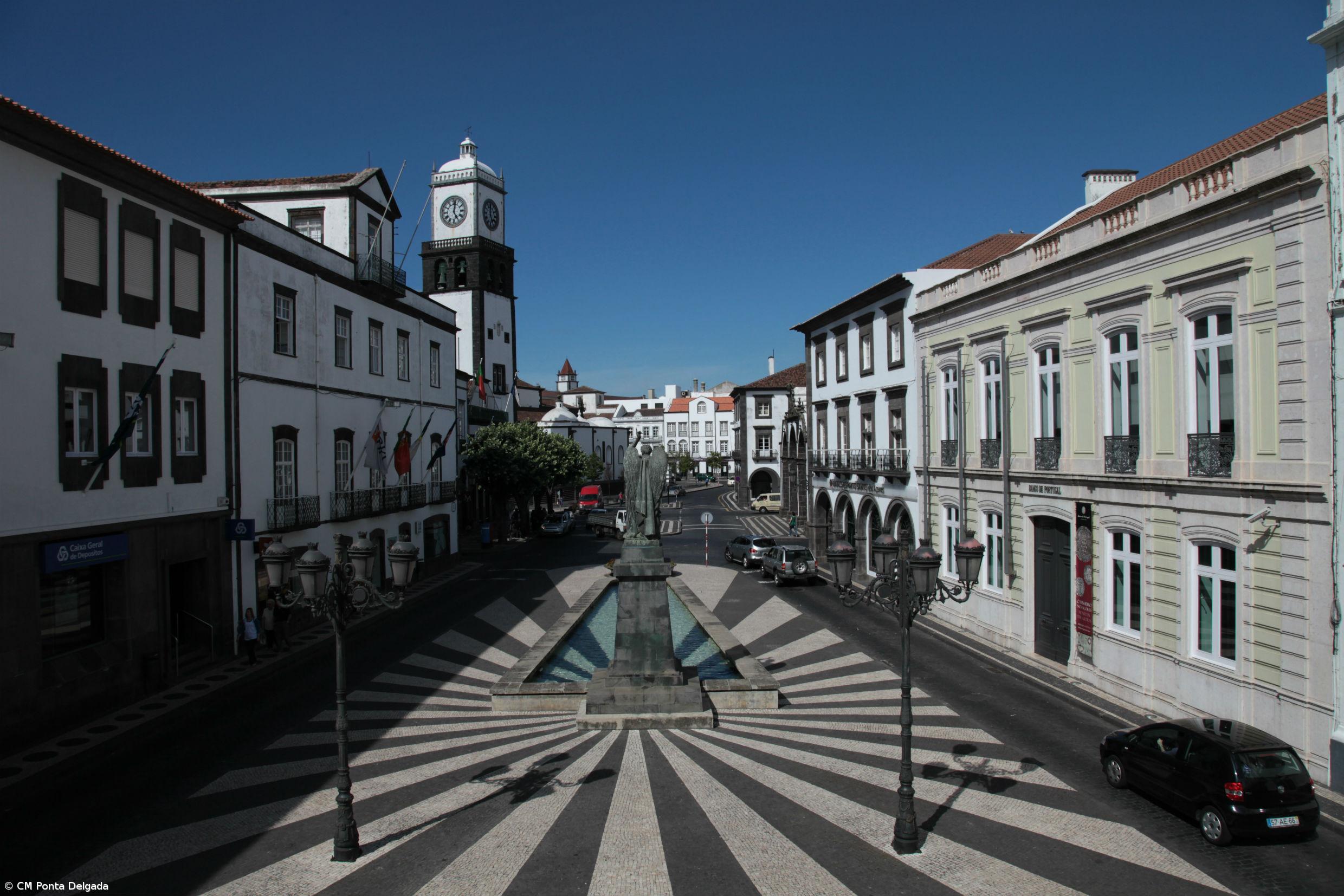Roteiros explicam Matemática nas calçadas dos Açores – Imagem 1