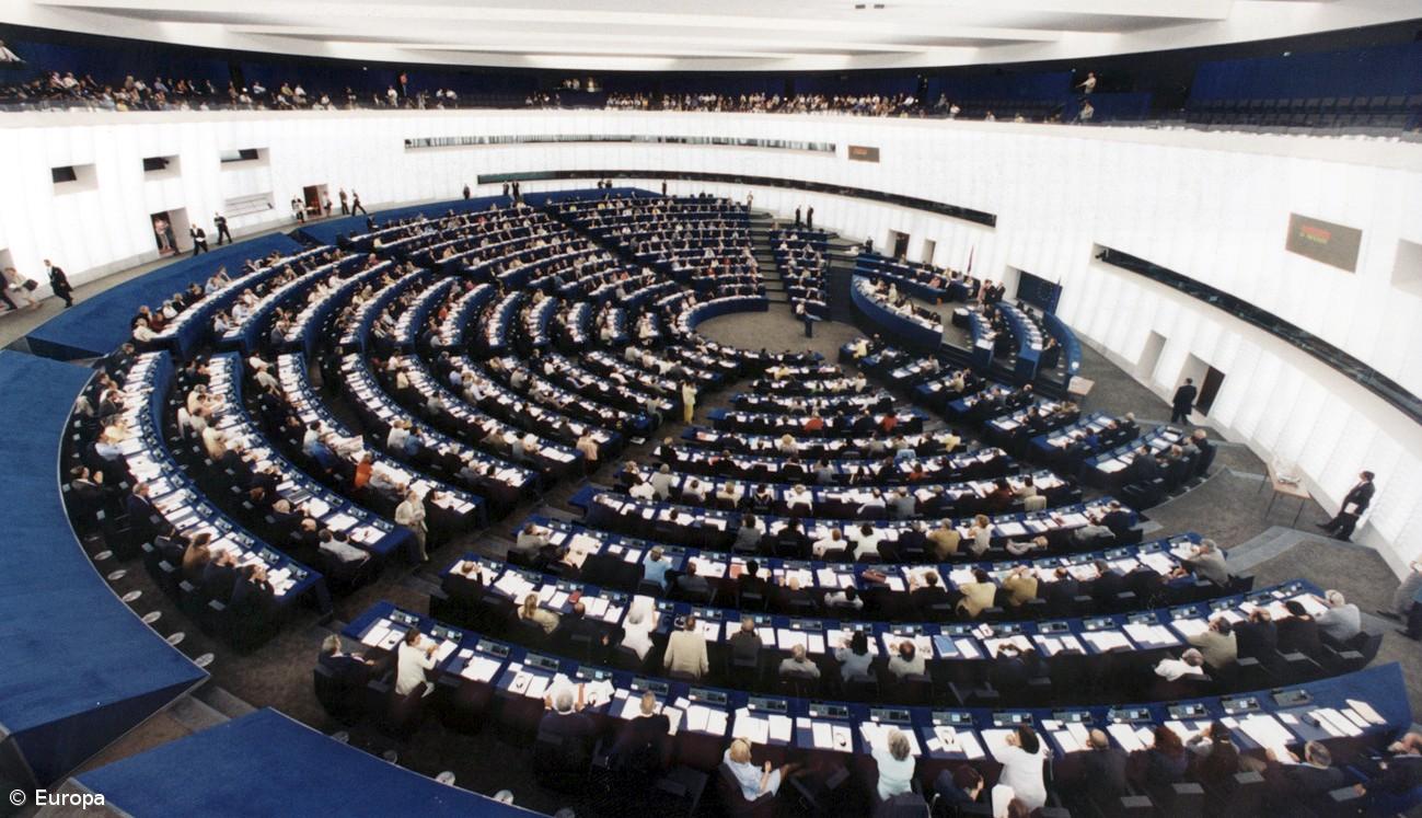 Parlamento Europeu aprova orçamento comunitário para 2011 – Imagem 1