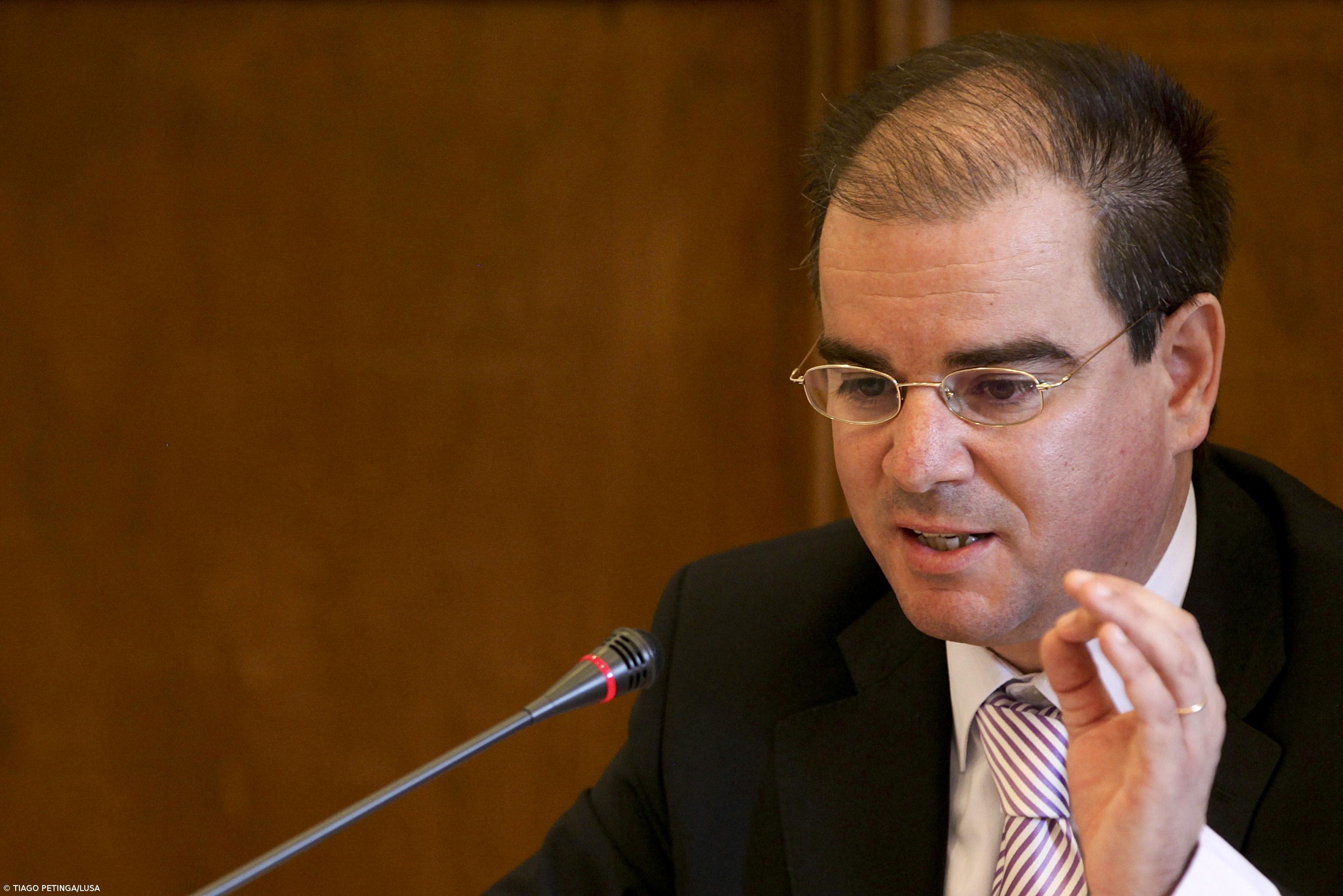 Cortes nos salários e pensões discutidos hoje entre Governo e sindicatos da Função Publica – Imagem 1