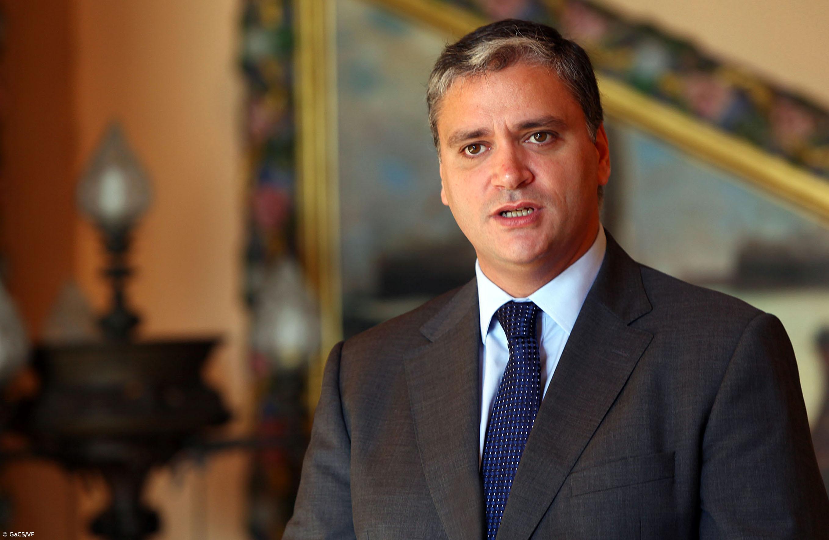 Vasco Cordeiro faz alteração orgânica do Governo – Imagem 1