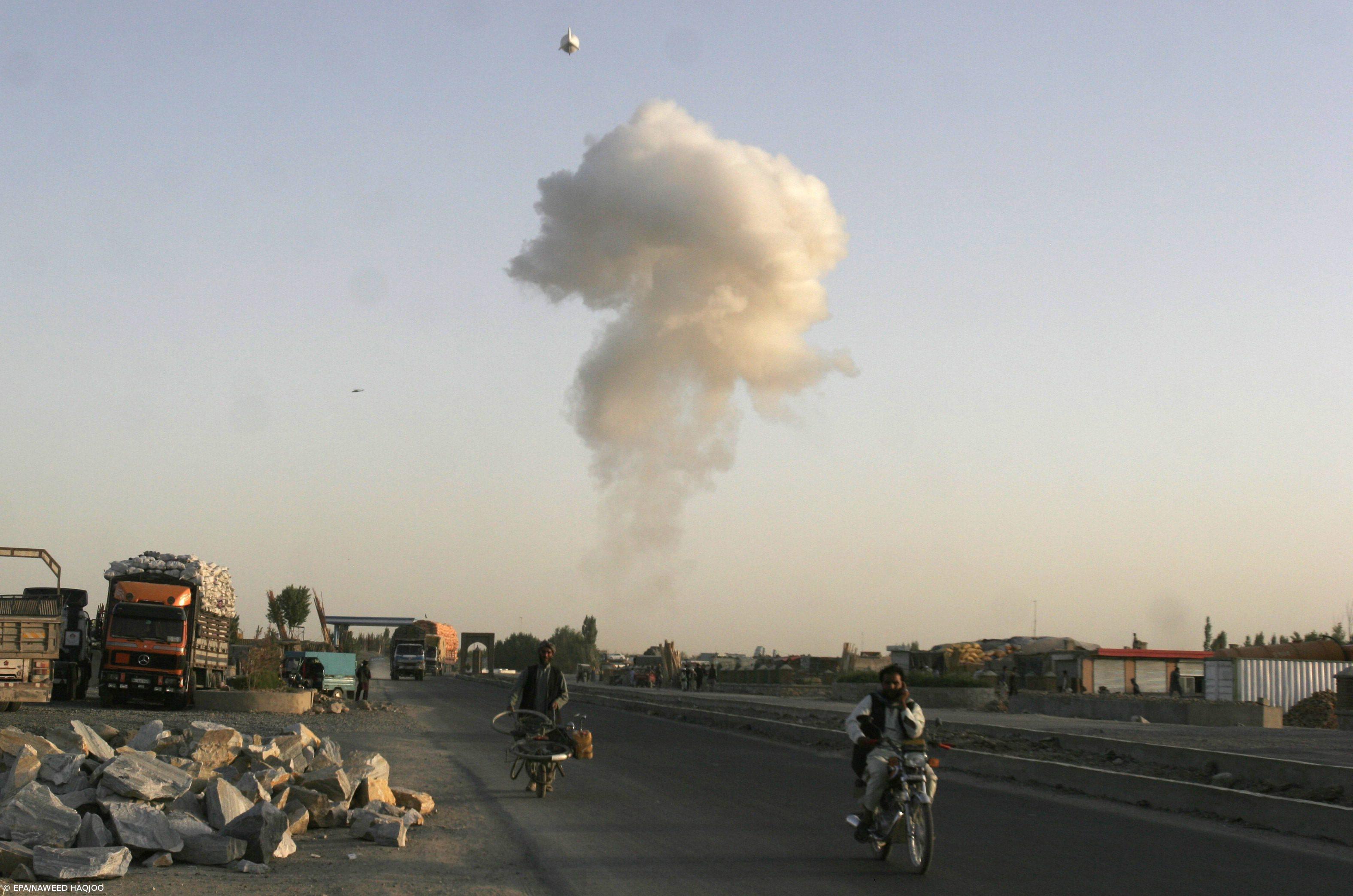Atentado talibã de quarta-feira causa 29 mortos no Afeganistão – Imagem 1