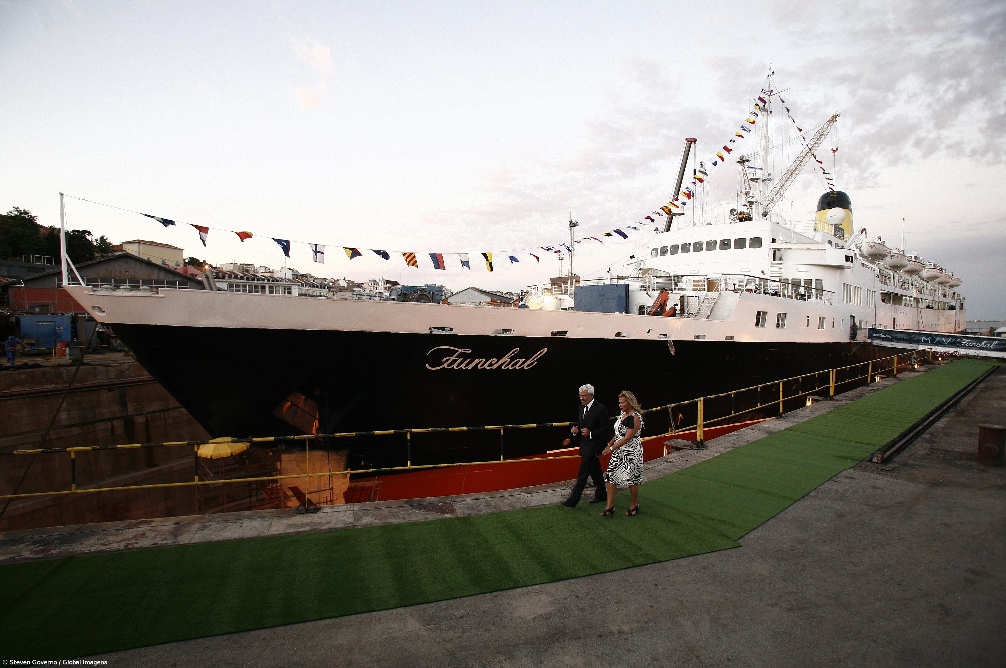 "Funchal" regressa a Ponta Delgada – Imagem 1