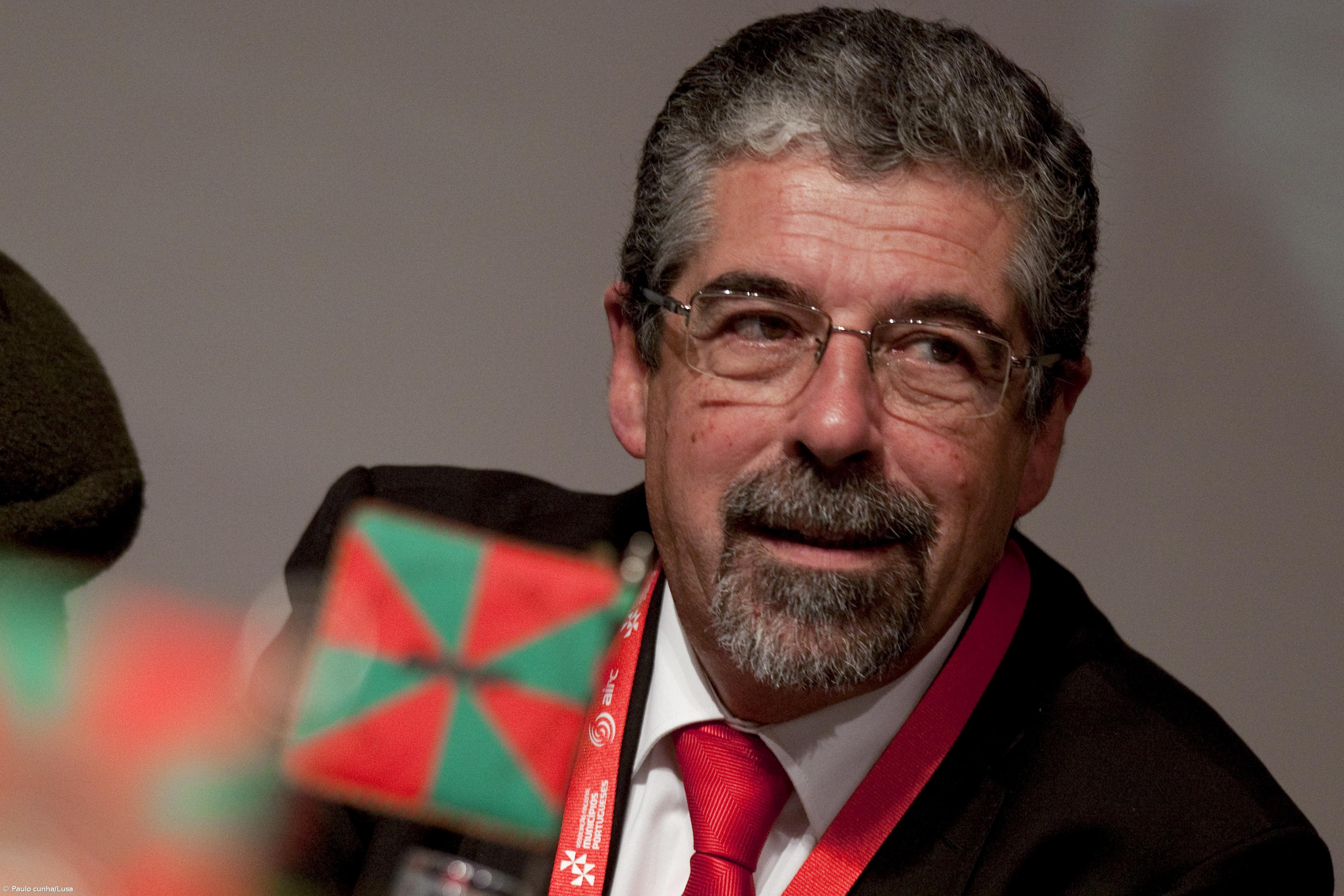 ANMP reitera que lei da campanha eleitoral é "persecutória" para as autarquias  – Imagem 1