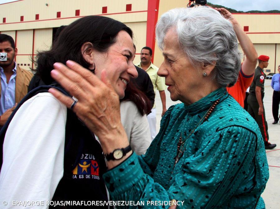 Clara Rojas sem notícias de Ingrid Betancourt há três anos – Imagem 1