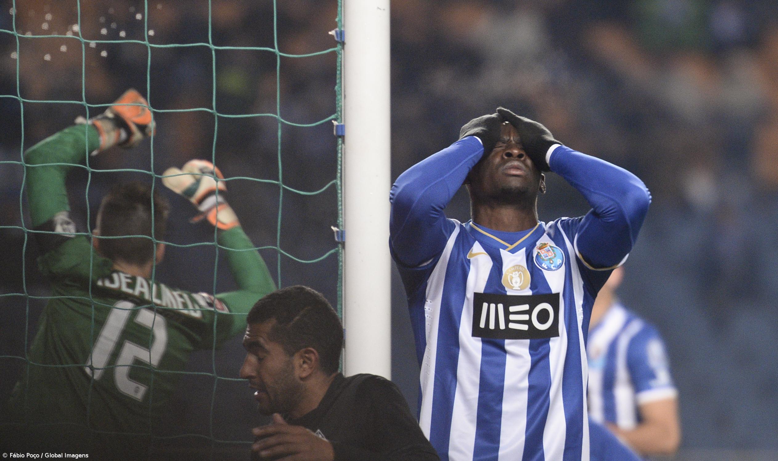 Académica vence FC Porto e deixa "dragões" ao alcance de Sporting e Benfica (vídeo) – Imagem 1