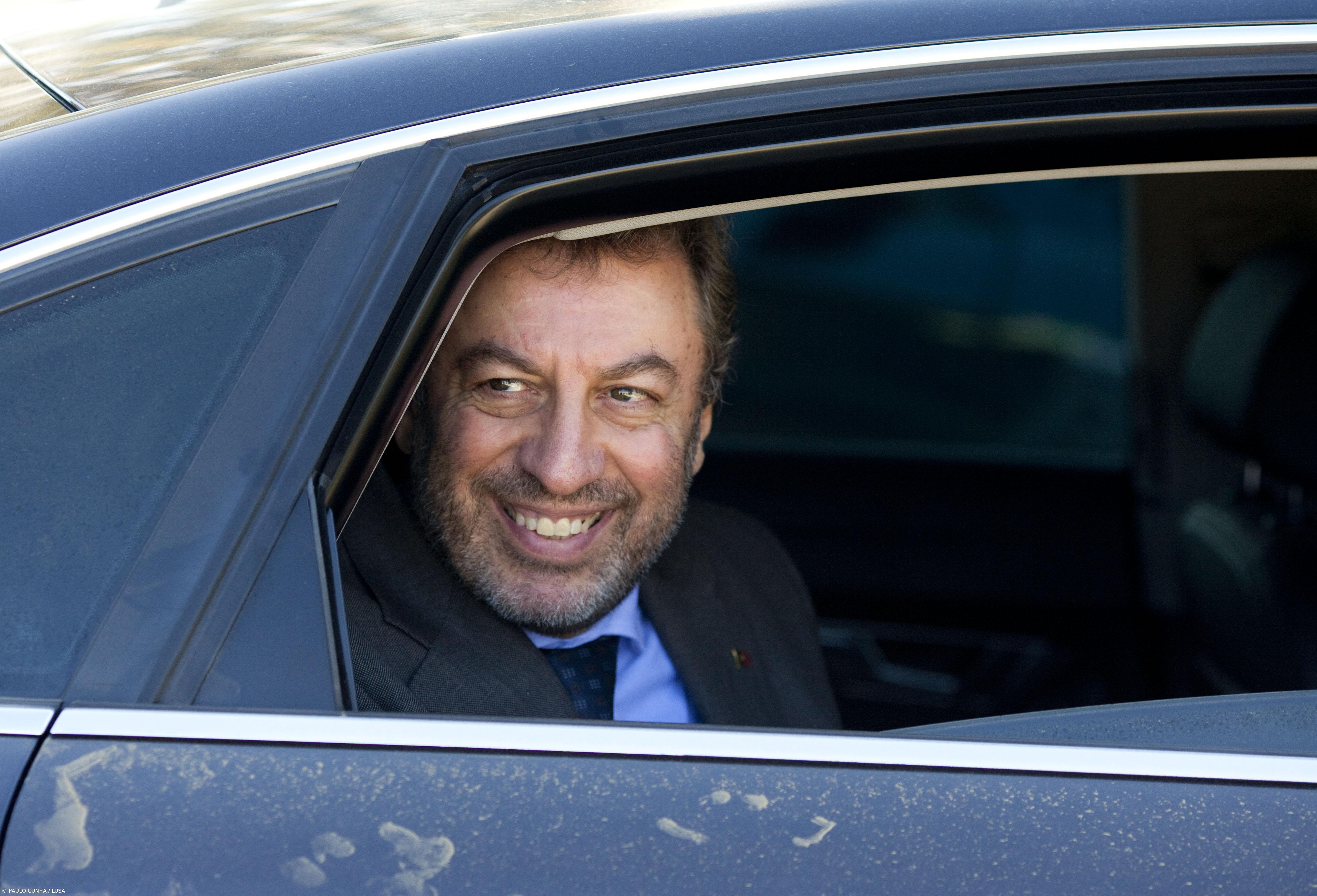 Professores com cinco ou mais anos isentos da prova de acesso – Imagem 1