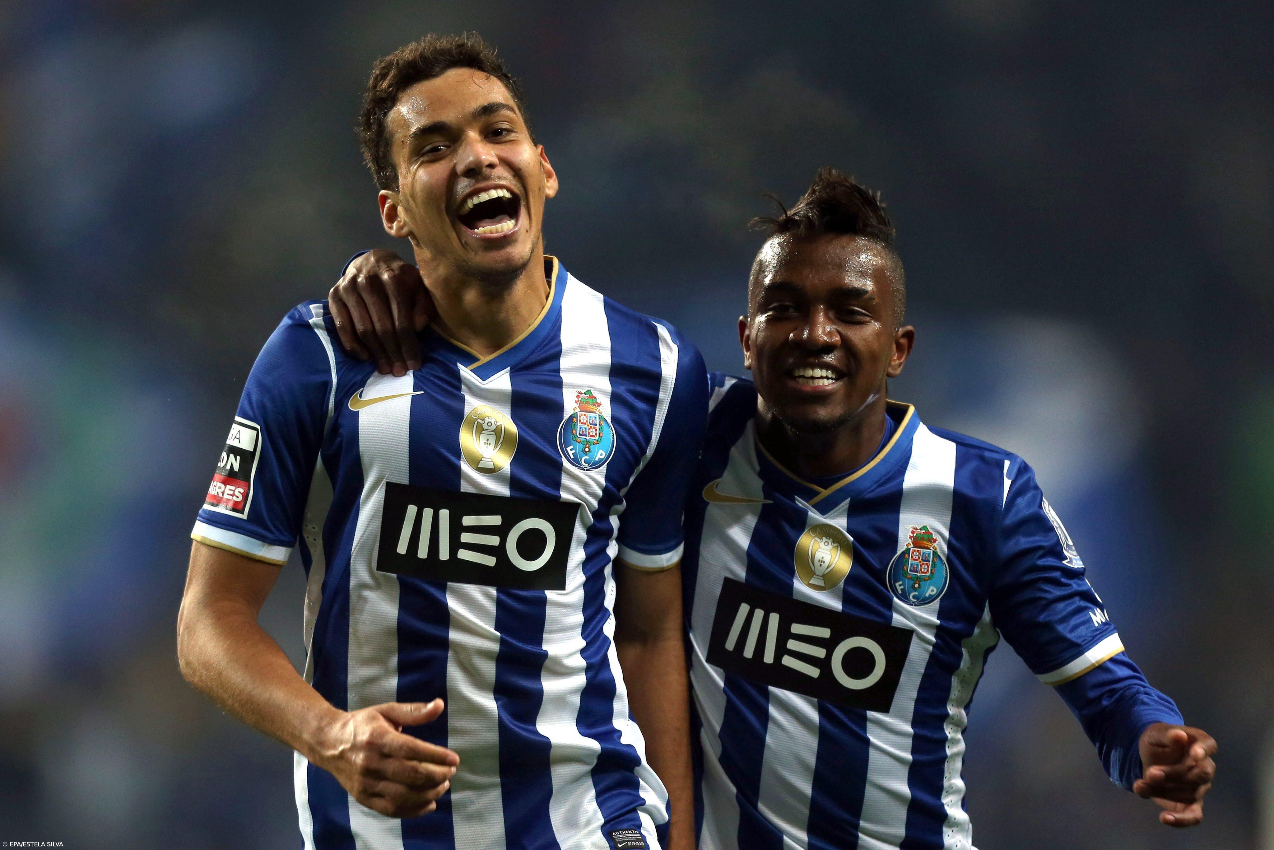 FC Porto goleia Olhanense e sai na frente na 14.ª jornada (vídeo) – Imagem 1