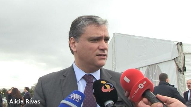 Vasco Cordeiro diz que Medeiros Ferreira foi "um dos grandes açorianos dos tempos recentes" – Imagem 1