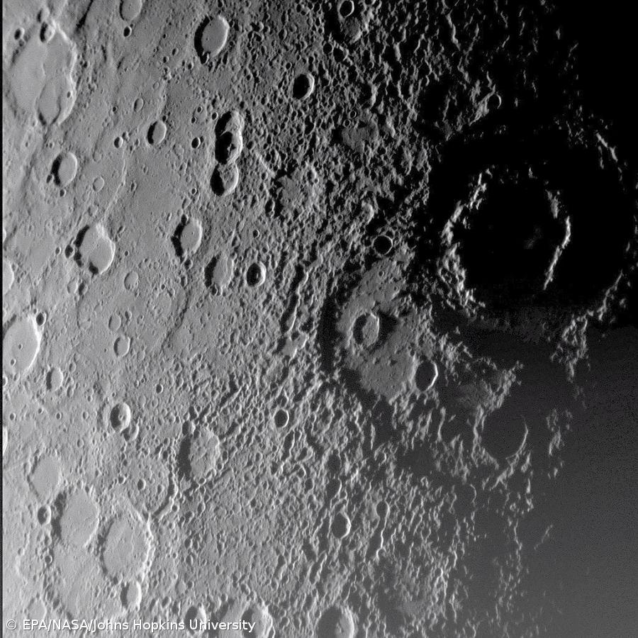 Sonda Messenger desvenda parte da face escondida de Mercúrio – Imagem 1