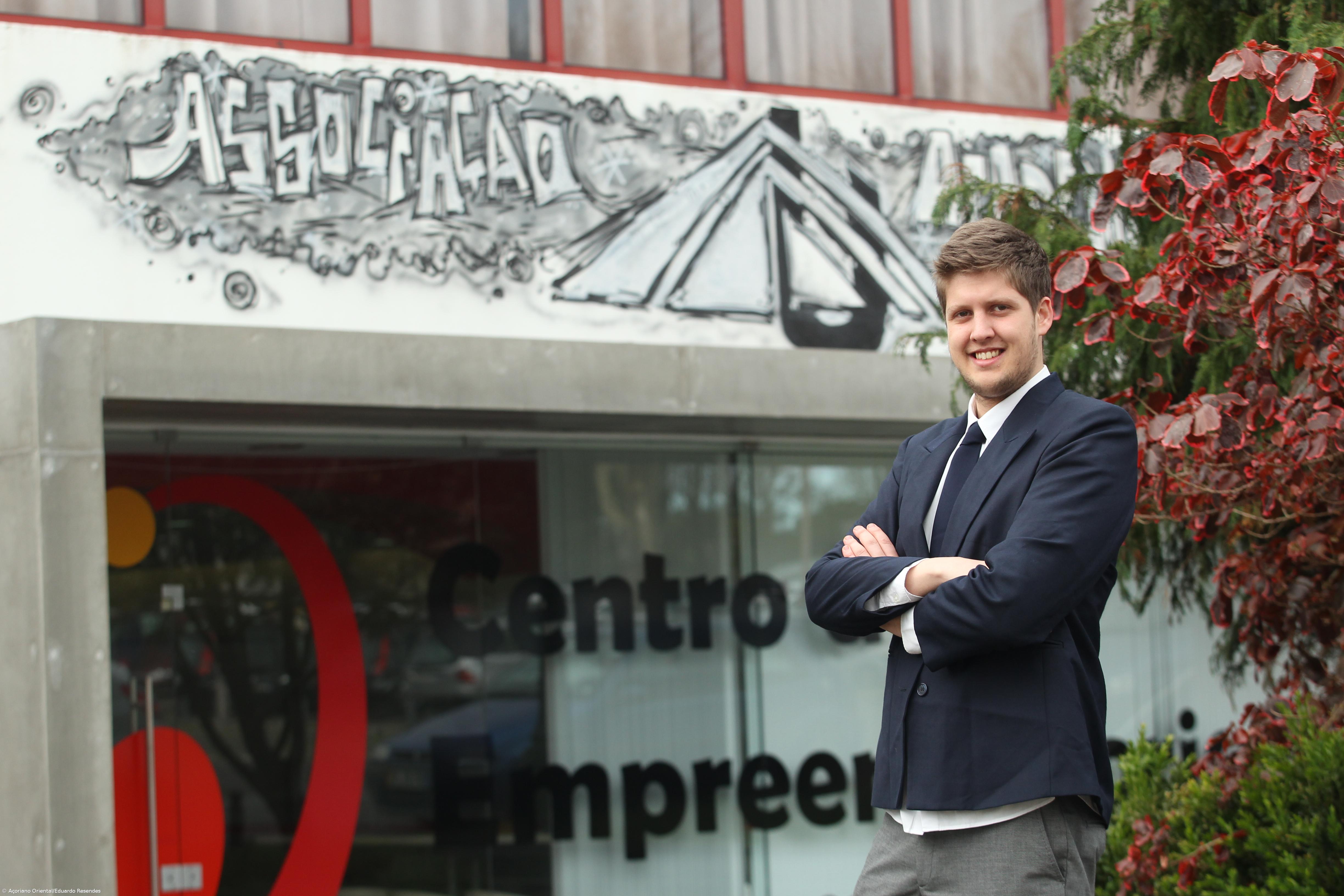 Alunos da Universidade dos Açores insistem em regresso a anterior modelo das propinas – Imagem 1