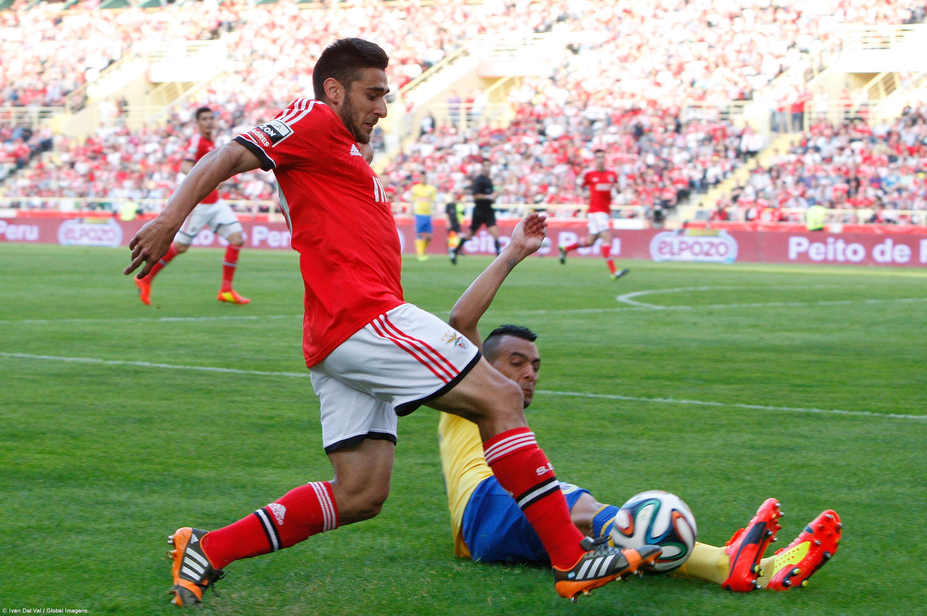 Benfica bate Arouca e fica a uma vitória do título (vídeo) – Imagem 1