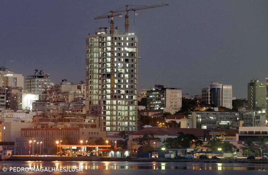 Detido diretor nacional do Tesouro angolano por suspeita de desvio de verbas – Imagem 1