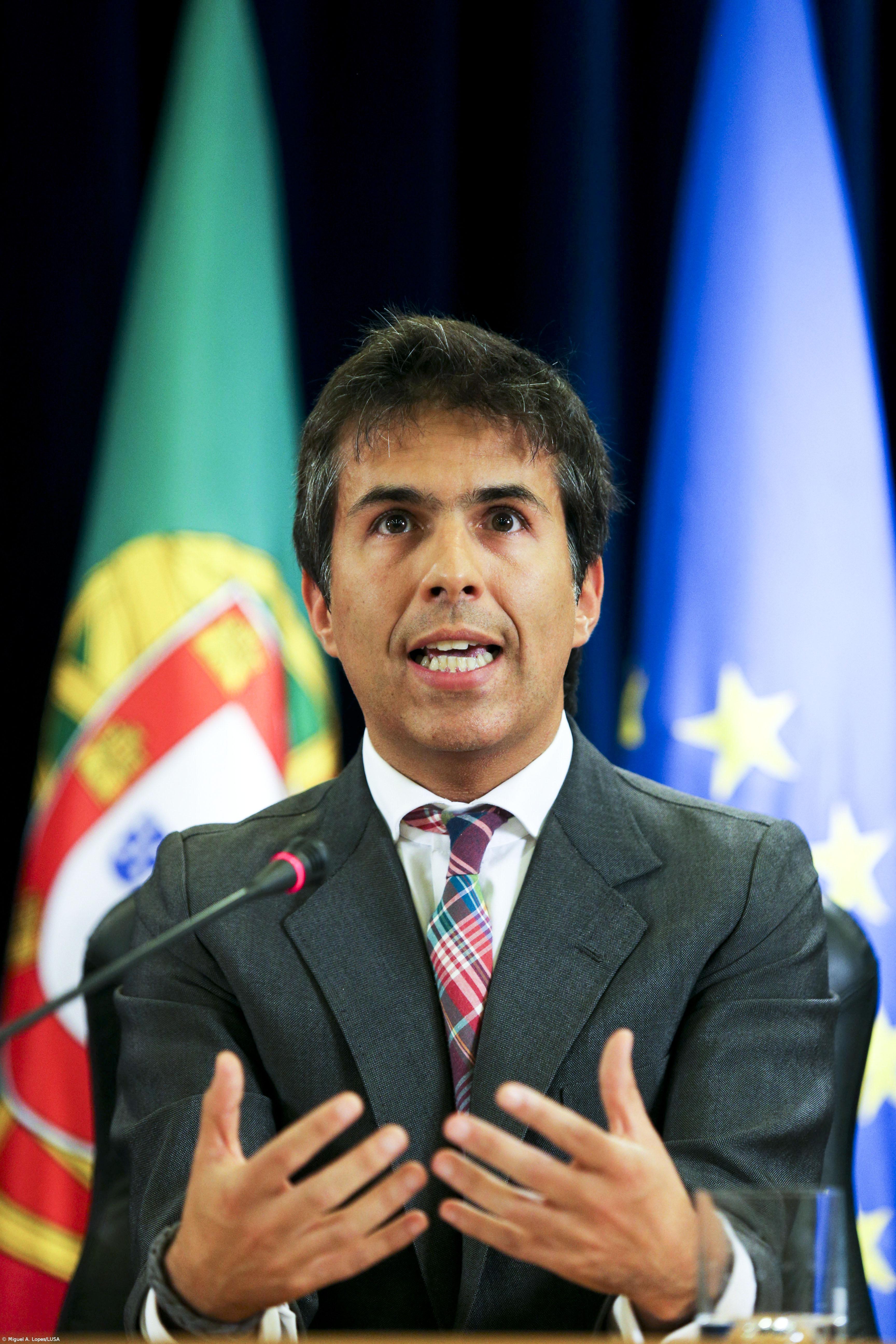 CDS definha em lutas fratricidas e vê sair personalidades – Imagem 1