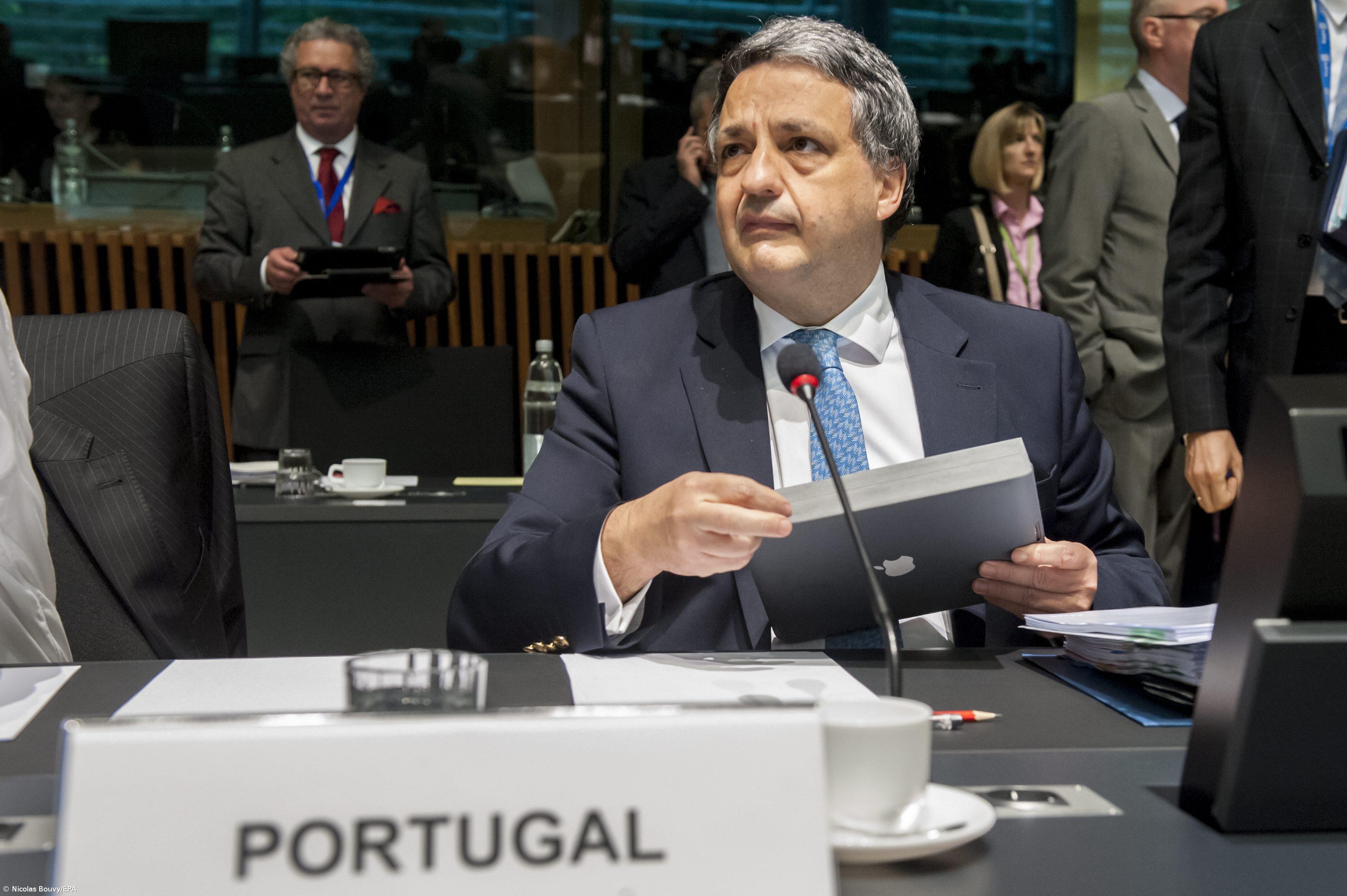 Governo "está a trabalhar" com Paulo Macedo para formar nova equipa na Caixa Geral de Depósitos – Imagem 1