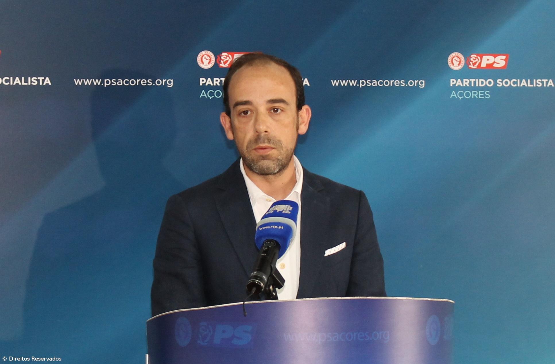 PS diz que presidente do PSD/Açores deve desculpar-se por causa das low cost – Imagem 1