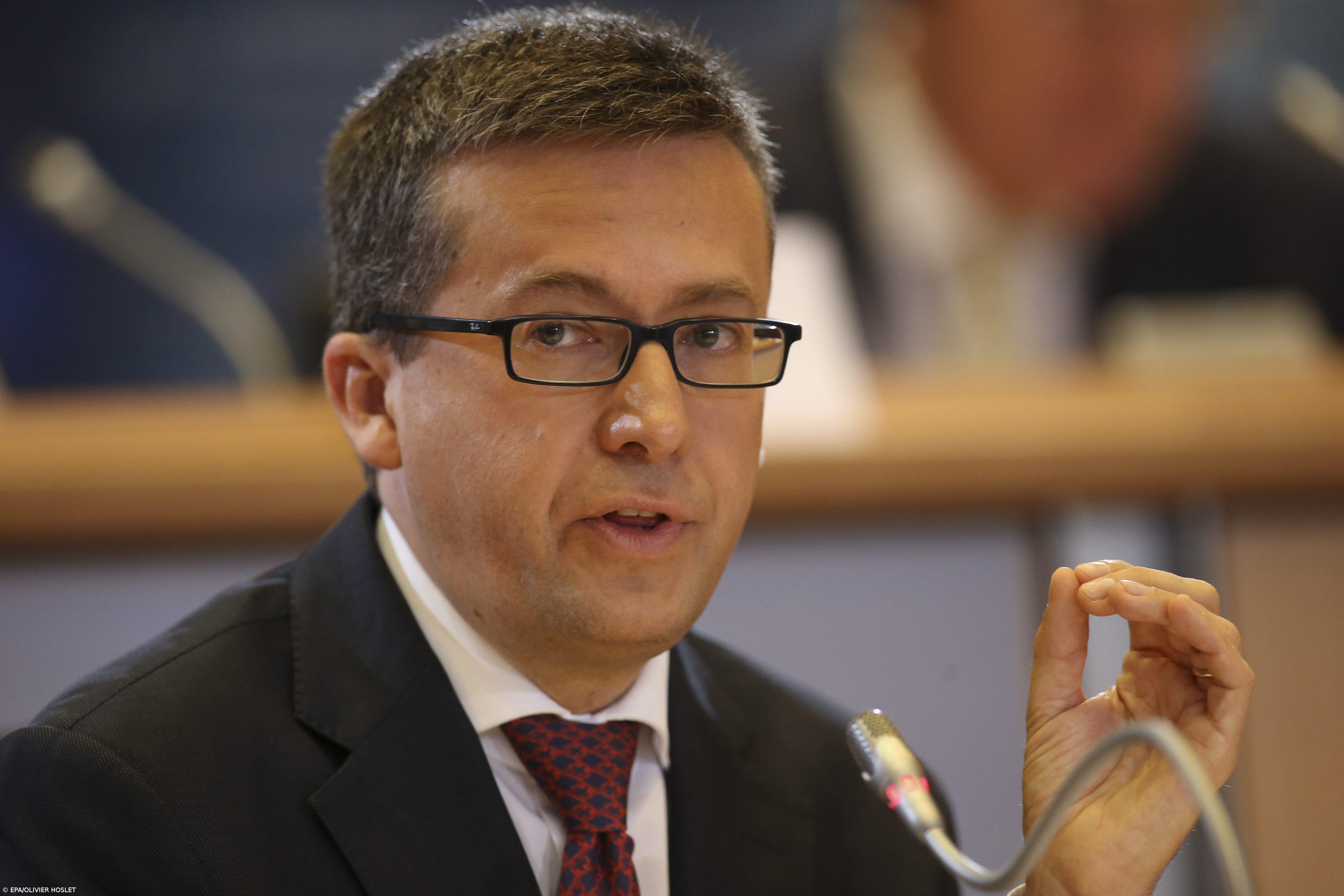 Comissário Moedas evita comentar caso Barroso e sublinha lealdade a Juncker  – Imagem 1