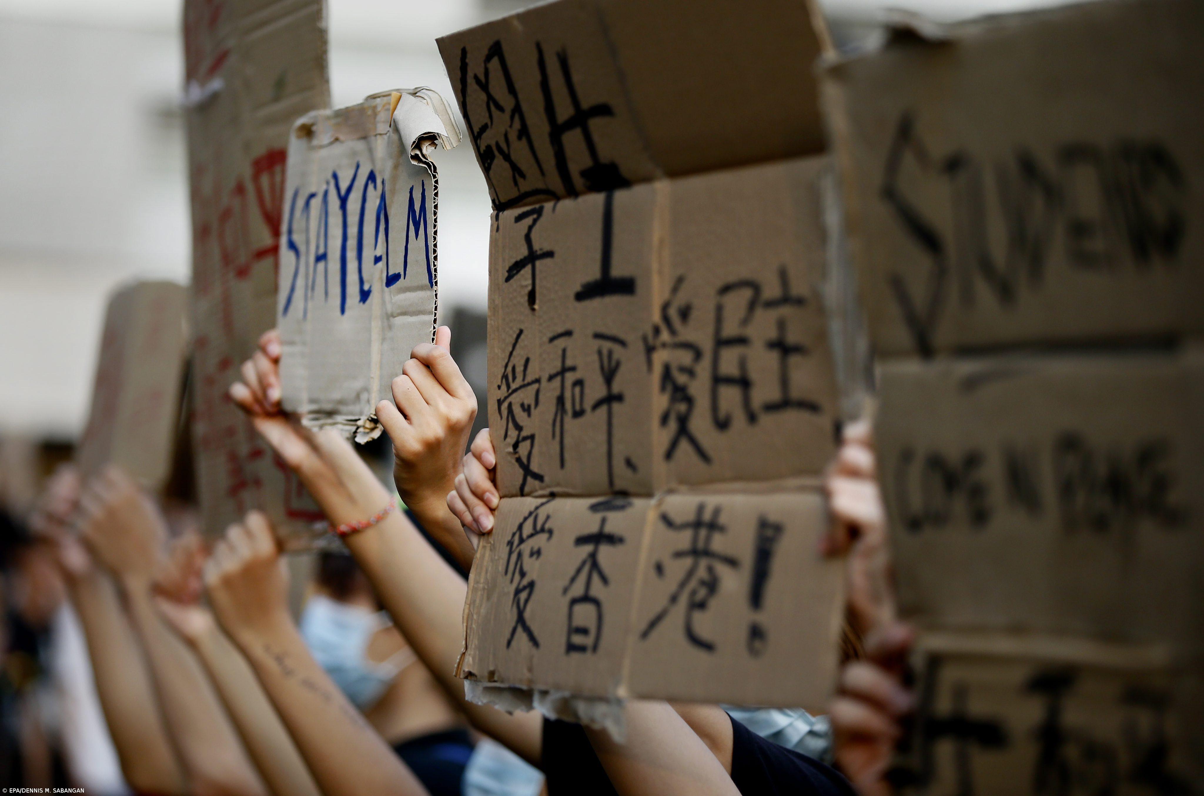 Governo de Hong Kong e manifestantes devem retomar diálogo na próxima semana – Imagem 1