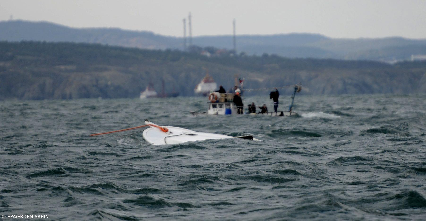 Número de mortos provocado por naufrágio no Bósforo subiu para 24  – Imagem 1