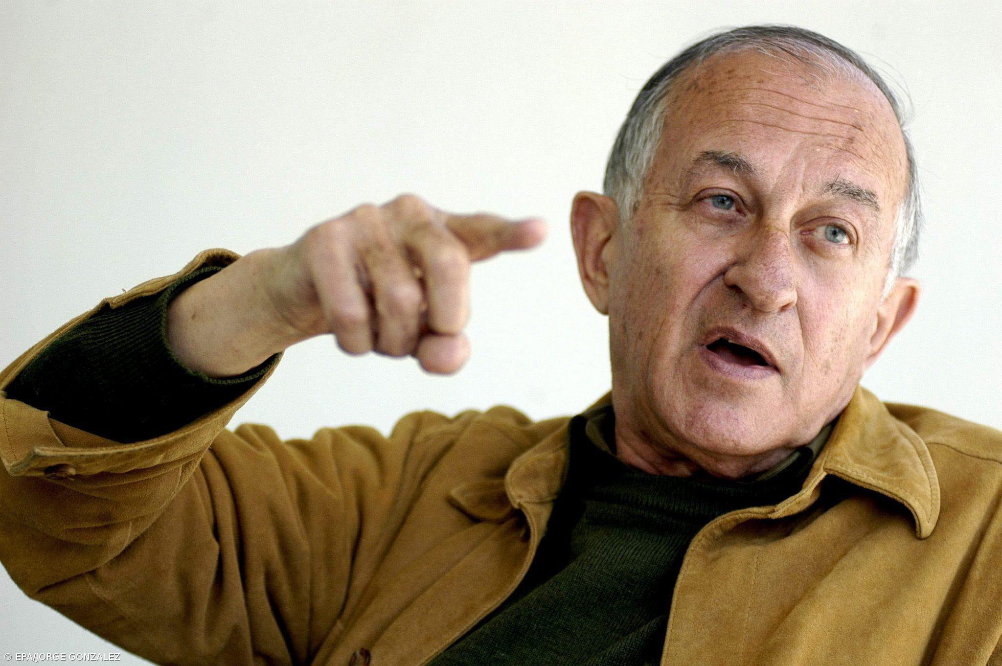 Juan Goytisolo galardoado com Prémio Cervantes 2014 – Imagem 1