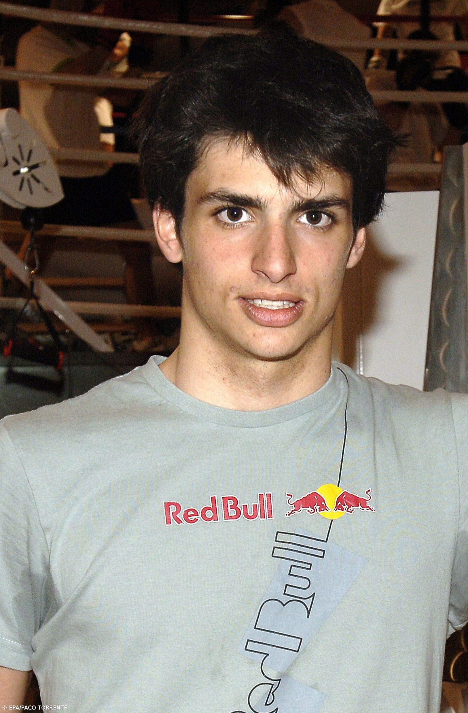 Carlos Sainz júnior estreia-se em 2015 na fórmula 1 pela Toro Rosso – Imagem 1