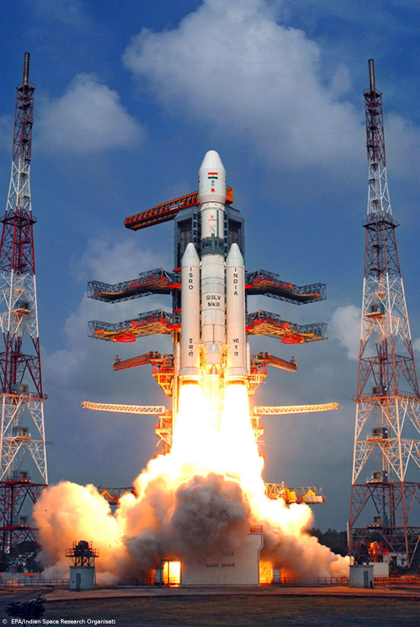 Índia testa com êxito o seu maior foguetão com módulo para astronautas  – Imagem 1