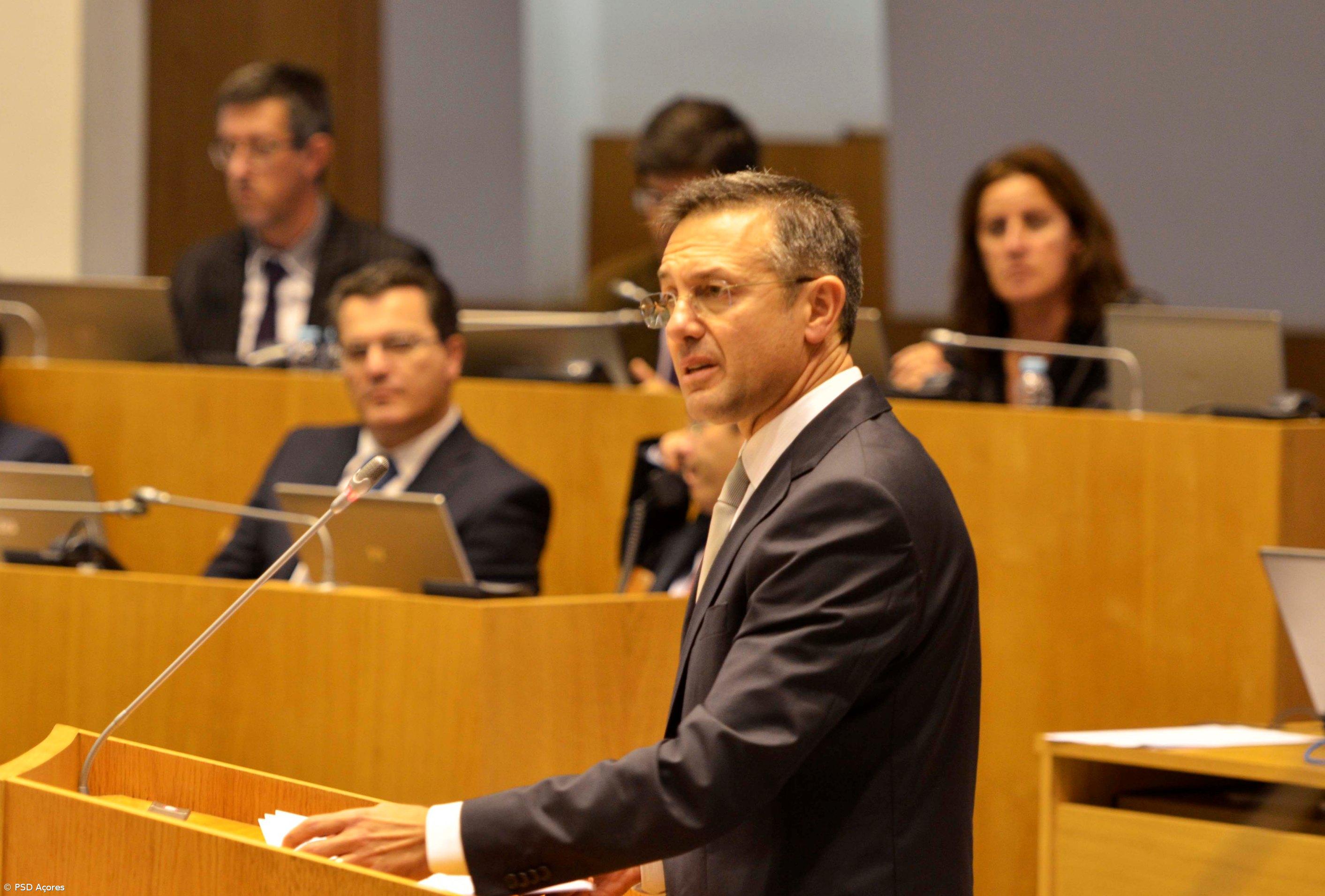 PSD/Açores quer "mais justiça" na atribuição da ação social escolar  – Imagem 1