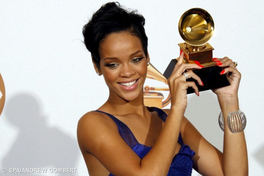 Riahnna arrecada mais um Grammy mas Lady Antebellum arrecadam 5  – Imagem 1