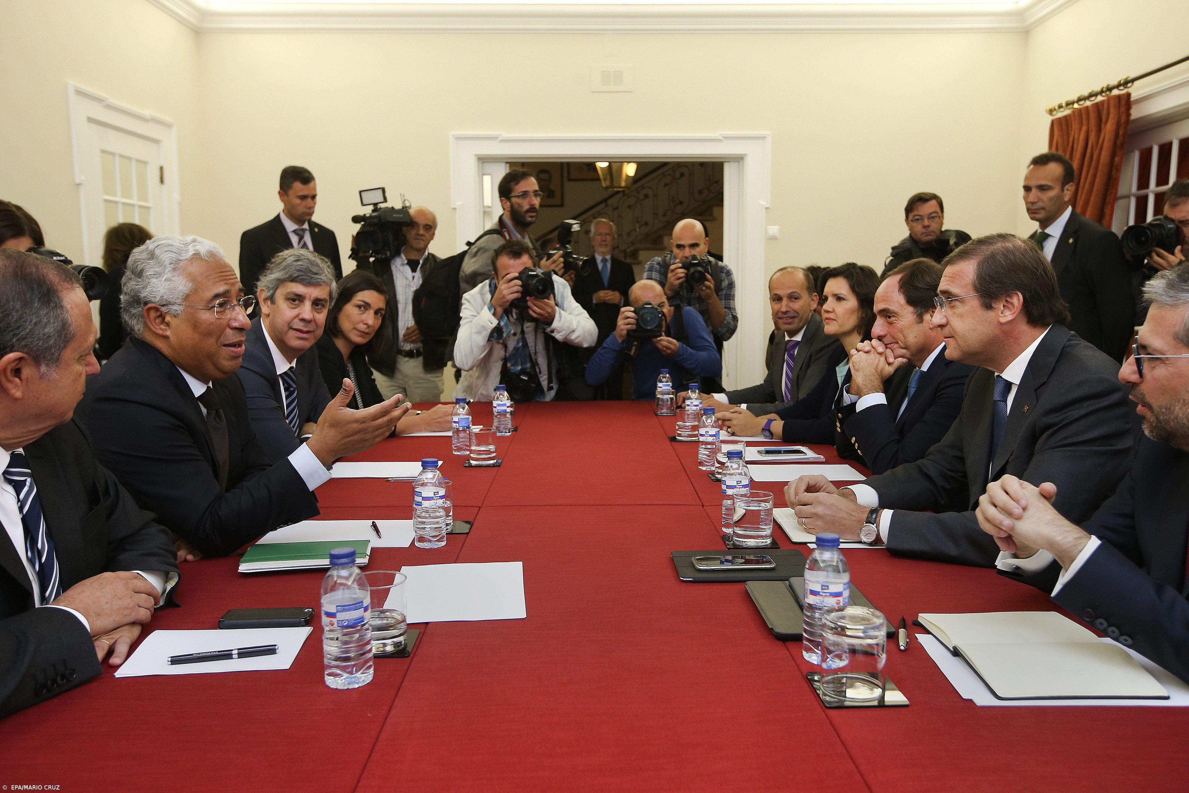 Costa considerou "bastante inconclusiva" reunião com Passos e Portas – Imagem 1