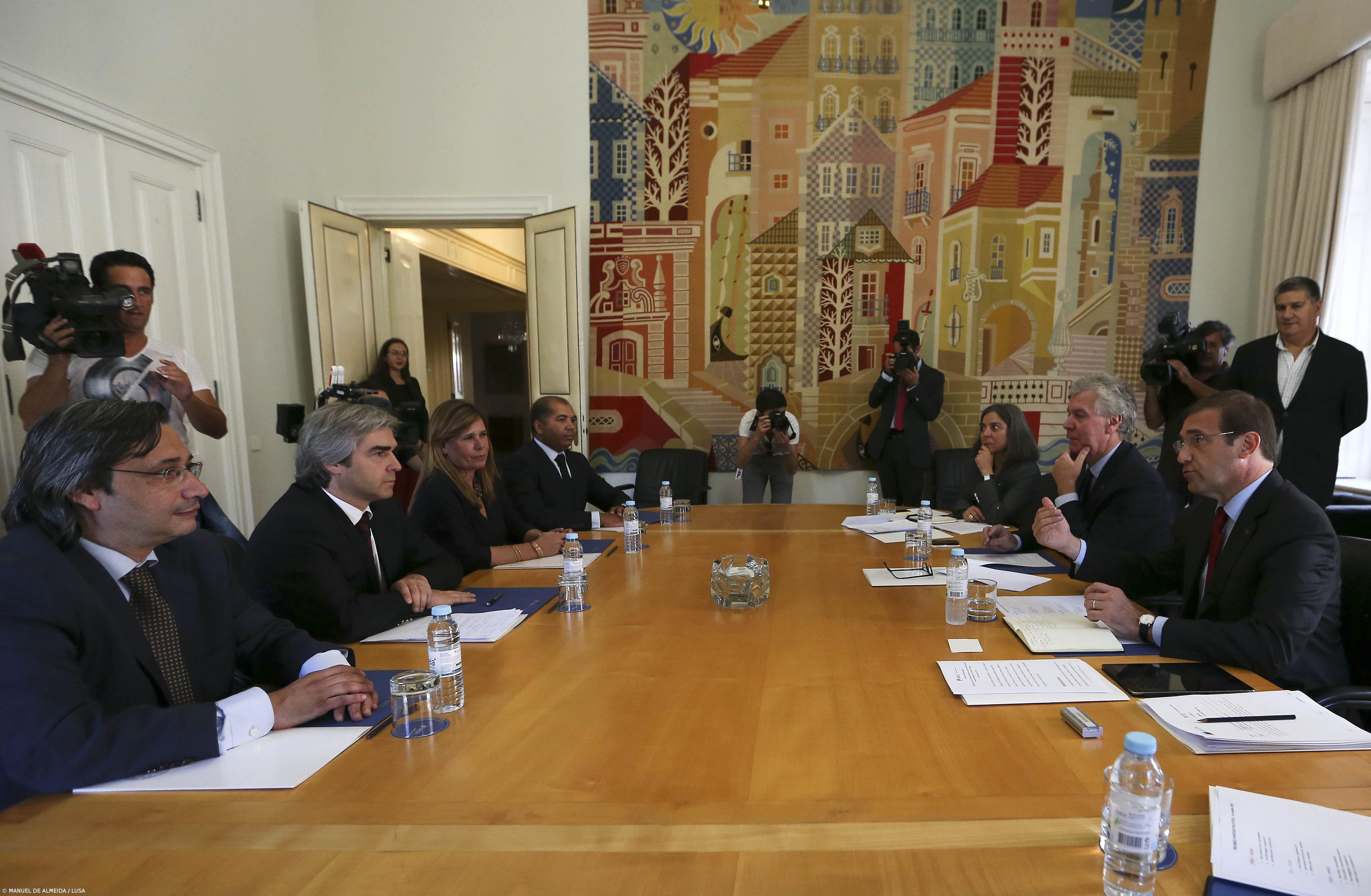 CDS-PP critica comportamento de Costa e de Catarina Martins – Imagem 1