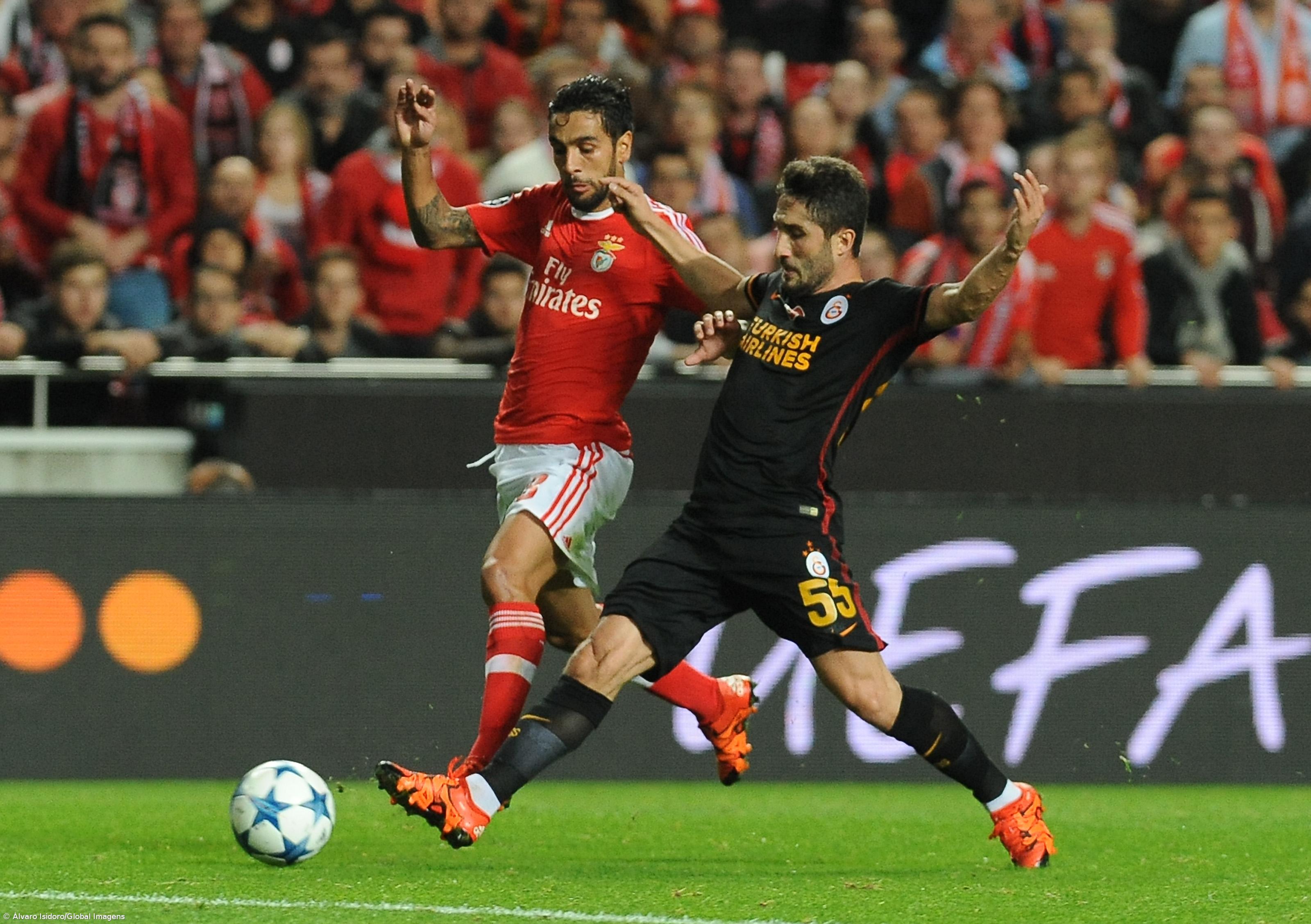 Benfica e FC Porto a um passo do acesso prematuro aos 'oitavos' – Imagem 1