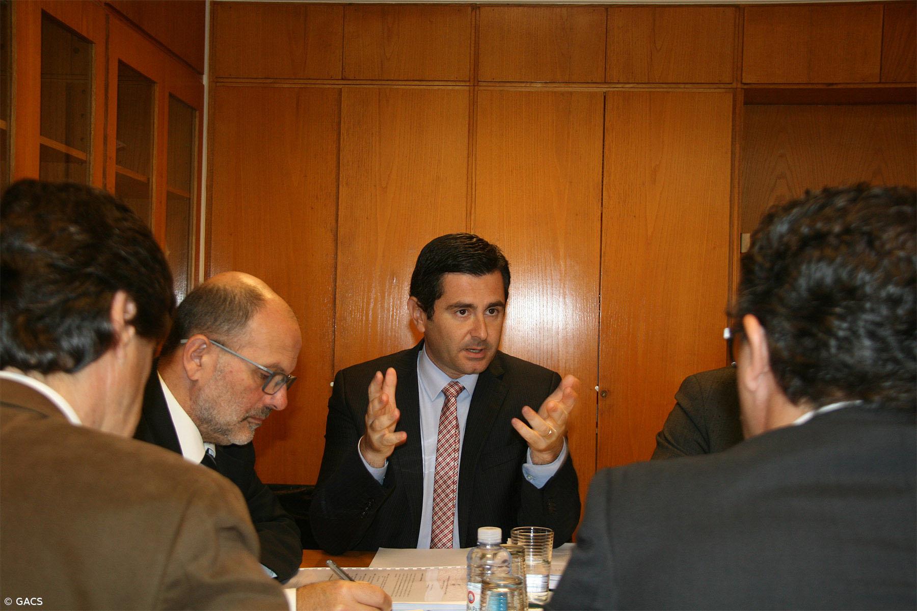 Açores vão dar formação para que jovens emigrantes promovam região na diáspora – Imagem 1