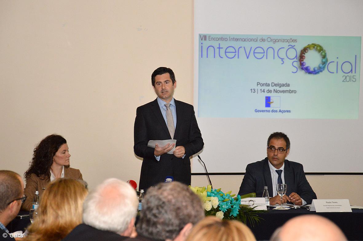 Açores receberam desde o início do ano 15 deportados dos EUA e Canadá – Imagem 1